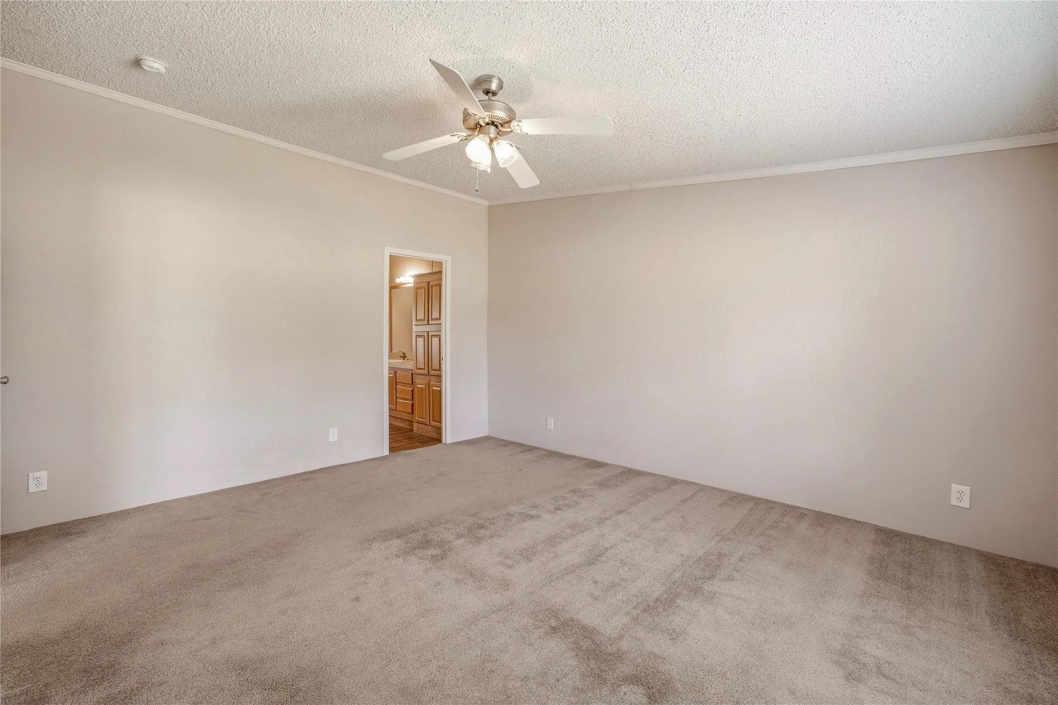 Mobile Home For Sale in Erath County , 1402 County Road 185, Stephenville, Texas 76401, 3 Bedroom, 2 Bathroom, Garage spaces, 1,352 Sqft, built in 2007, mls#21363413, Real Estate Agent in Stephenville, Homes For Sale in Erath county, Homes For Sale in Stephenville, Realtor in Stephenville Texas, Real Estate Brokerage Independent Realty Texas, Luminita Cordes Realtor