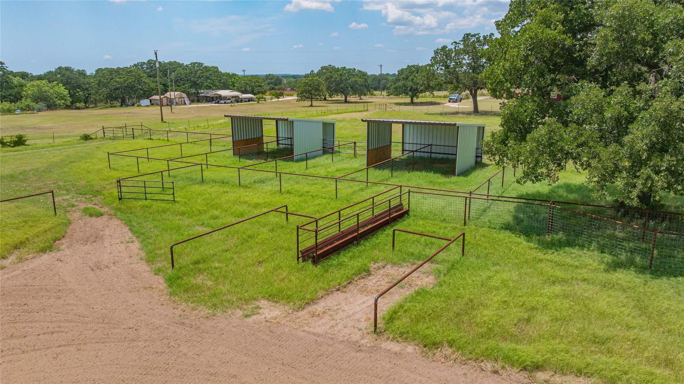 Mobile Home For Sale in Erath County , 1402 County Road 185, Stephenville, Texas 76401, 3 Bedroom, 2 Bathroom, Garage spaces, 1,352 Sqft, built in 2007, mls#21363413, Real Estate Agent in Stephenville, Homes For Sale in Erath county, Homes For Sale in Stephenville, Realtor in Stephenville Texas, Real Estate Brokerage Independent Realty Texas, Luminita Cordes Realtor