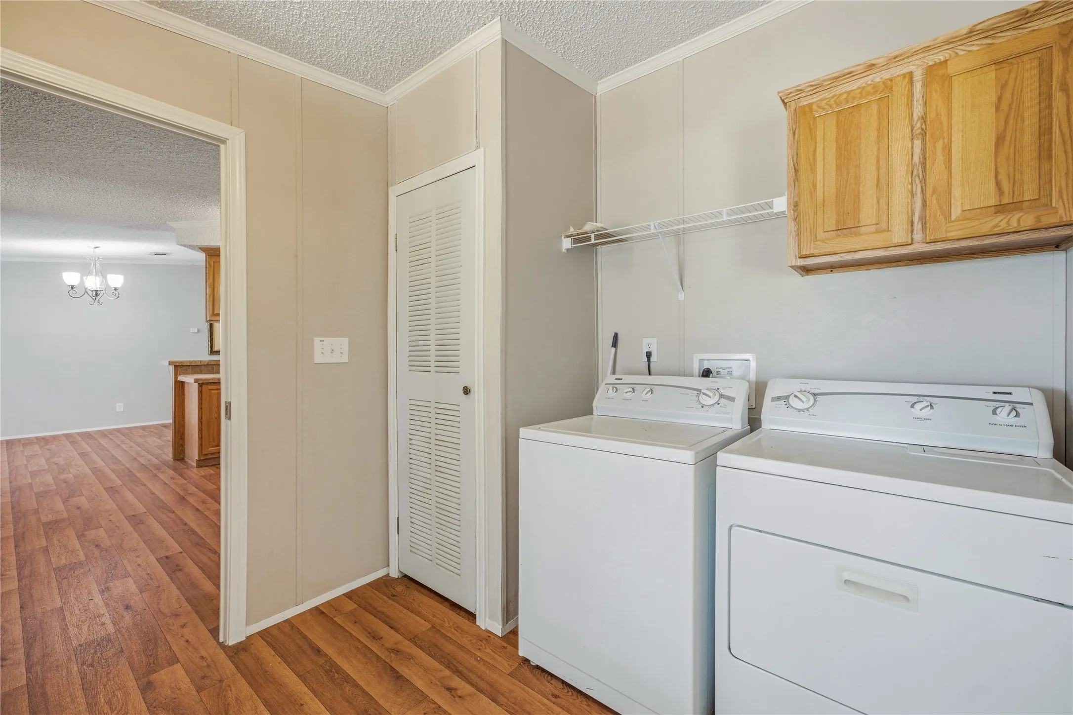 Mobile Home For Sale in Erath County , 1402 County Road 185, Stephenville, Texas 76401, 3 Bedroom, 2 Bathroom, Garage spaces, 1,352 Sqft, built in 2007, mls#21363413, Real Estate Agent in Stephenville, Homes For Sale in Erath county, Homes For Sale in Stephenville, Realtor in Stephenville Texas, Real Estate Brokerage Independent Realty Texas, Luminita Cordes Realtor