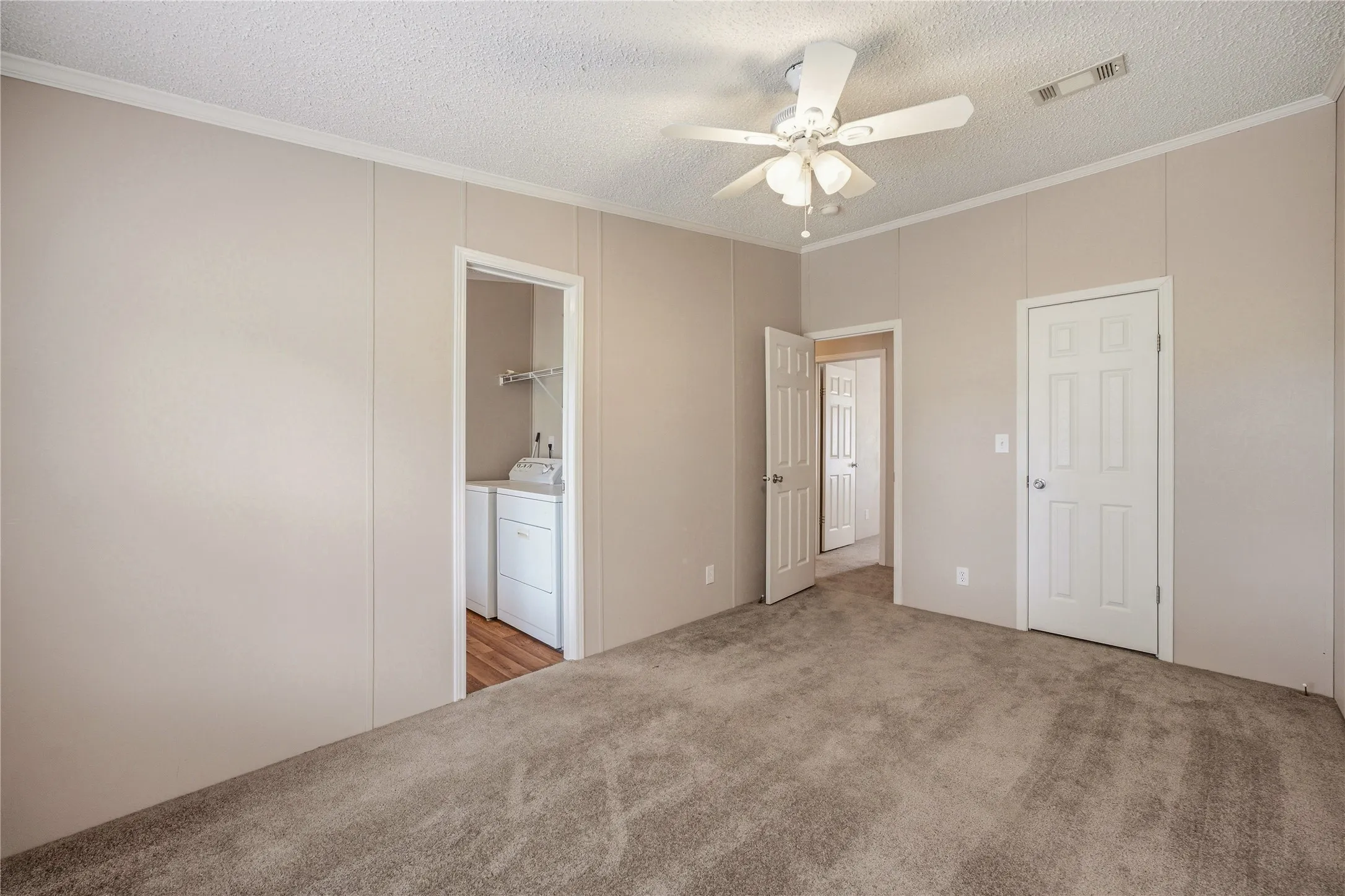 Mobile Home For Sale in Erath County , 1402 County Road 185, Stephenville, Texas 76401, 3 Bedroom, 2 Bathroom, Garage spaces, 1,352 Sqft, built in 2007, mls#21363413, Real Estate Agent in Stephenville, Homes For Sale in Erath county, Homes For Sale in Stephenville, Realtor in Stephenville Texas, Real Estate Brokerage Independent Realty Texas, Luminita Cordes Realtor