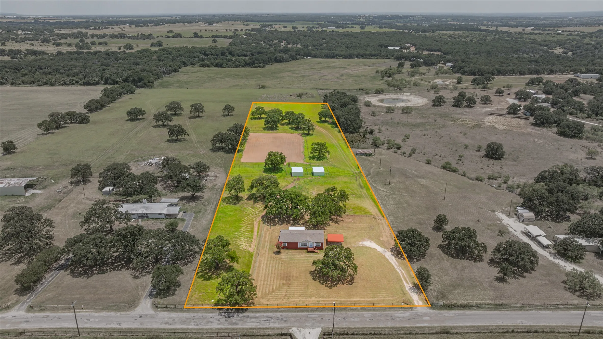 Mobile Home For Sale in Erath County , 1402 County Road 185, Stephenville, Texas 76401, 3 Bedroom, 2 Bathroom, Garage spaces, 1,352 Sqft, built in 2007, mls#21363413, Real Estate Agent in Stephenville, Homes For Sale in Erath county, Homes For Sale in Stephenville, Realtor in Stephenville Texas, Real Estate Brokerage Independent Realty Texas, Luminita Cordes Realtor