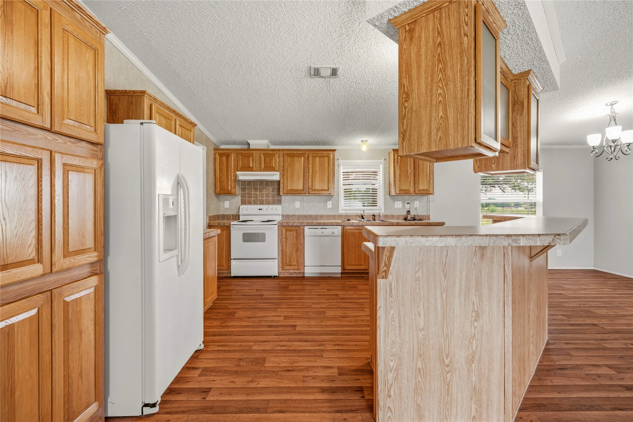 Mobile Home For Sale in Erath County , 1402 County Road 185, Stephenville, Texas 76401, 3 Bedroom, 2 Bathroom, Garage spaces, 1,352 Sqft, built in 2007, mls#21363413, Real Estate Agent in Stephenville, Homes For Sale in Erath county, Homes For Sale in Stephenville, Realtor in Stephenville Texas, Real Estate Brokerage Independent Realty Texas, Luminita Cordes Realtor