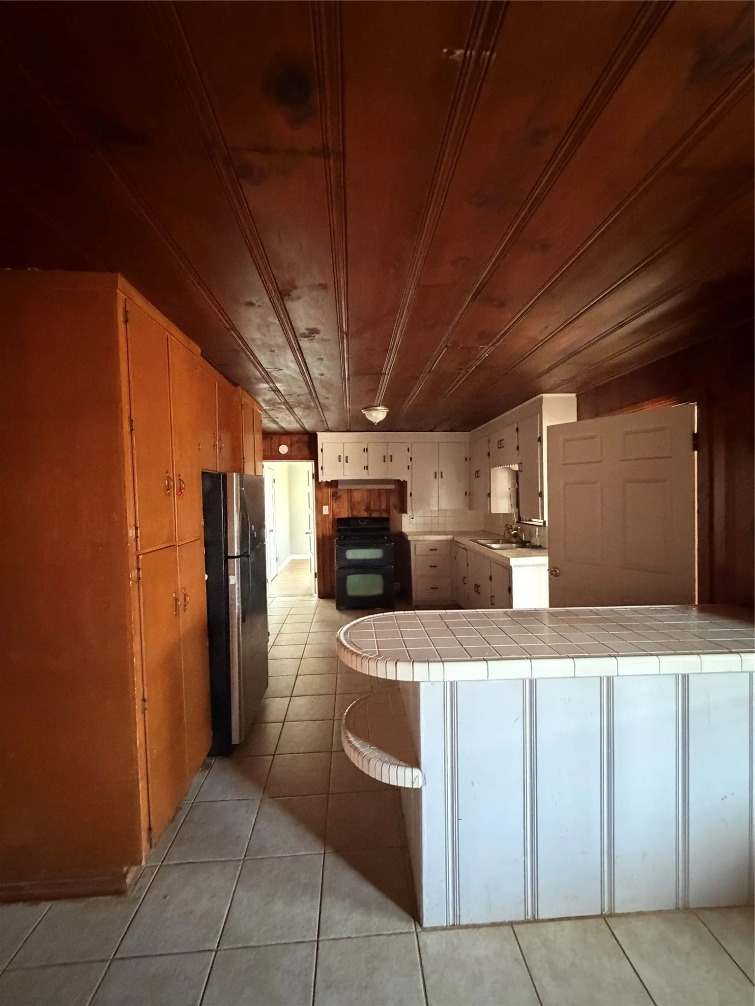 Single Family Residence For Rent in Parker County , 177 county road, Poolville, Texas 76487, 3 Bedroom, 1 Bathroom, Garage spaces, 1,600 Sqft, built in 1980, mls#21366820, Real Estate Agent in Poolville, Homes For Rent in Parker county, Homes For Rent in Poolville, Realtor in Poolville Texas, Real Estate Brokerage Independent Realty Texas, Luminita Cordes Realtor