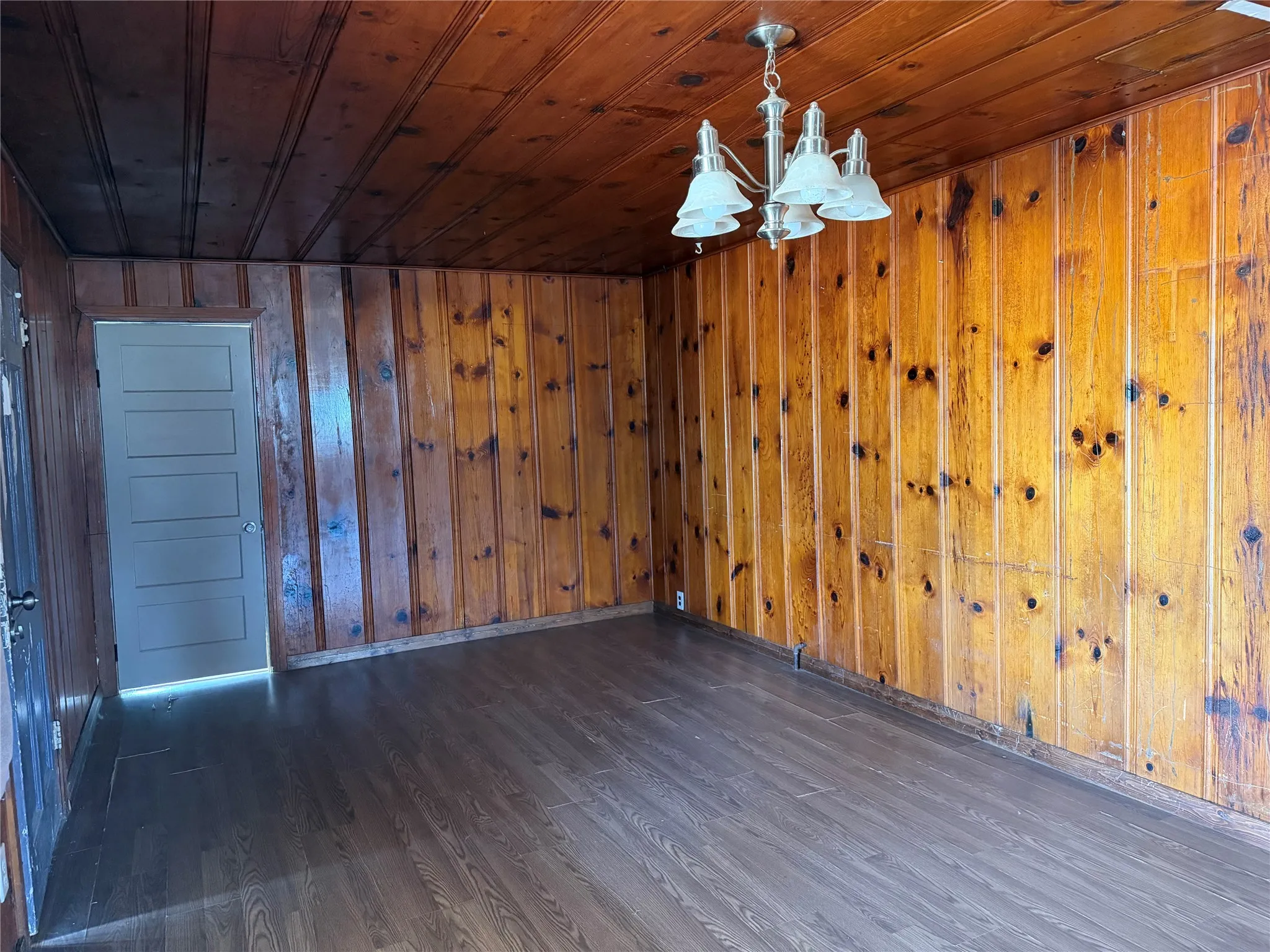 Single Family Residence For Rent in Parker County , 177 county road, Poolville, Texas 76487, 3 Bedroom, 1 Bathroom, Garage spaces, 1,600 Sqft, built in 1980, mls#21366820, Real Estate Agent in Poolville, Homes For Rent in Parker county, Homes For Rent in Poolville, Realtor in Poolville Texas, Real Estate Brokerage Independent Realty Texas, Luminita Cordes Realtor