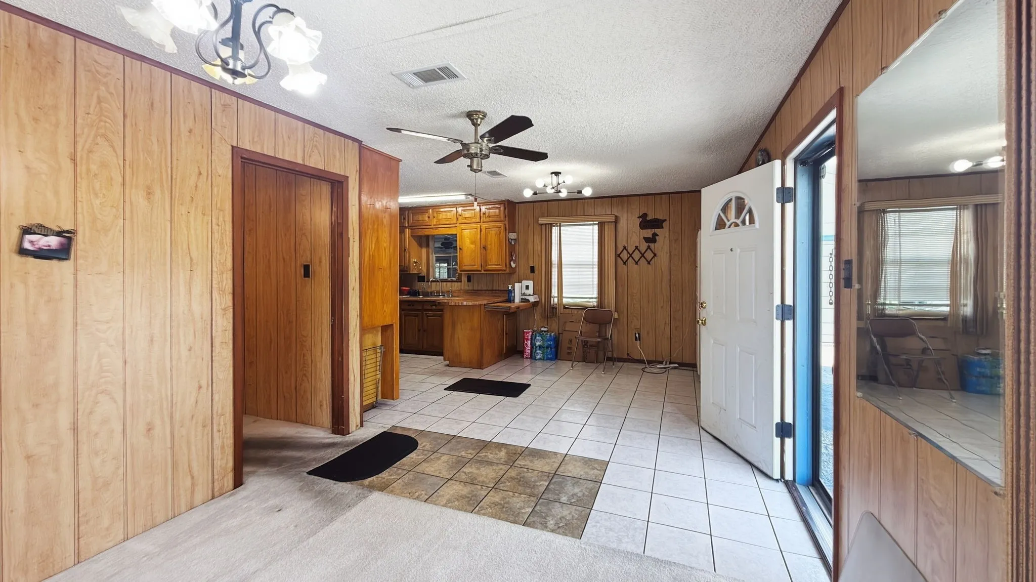 2nd living area off of dining  and kitchen area