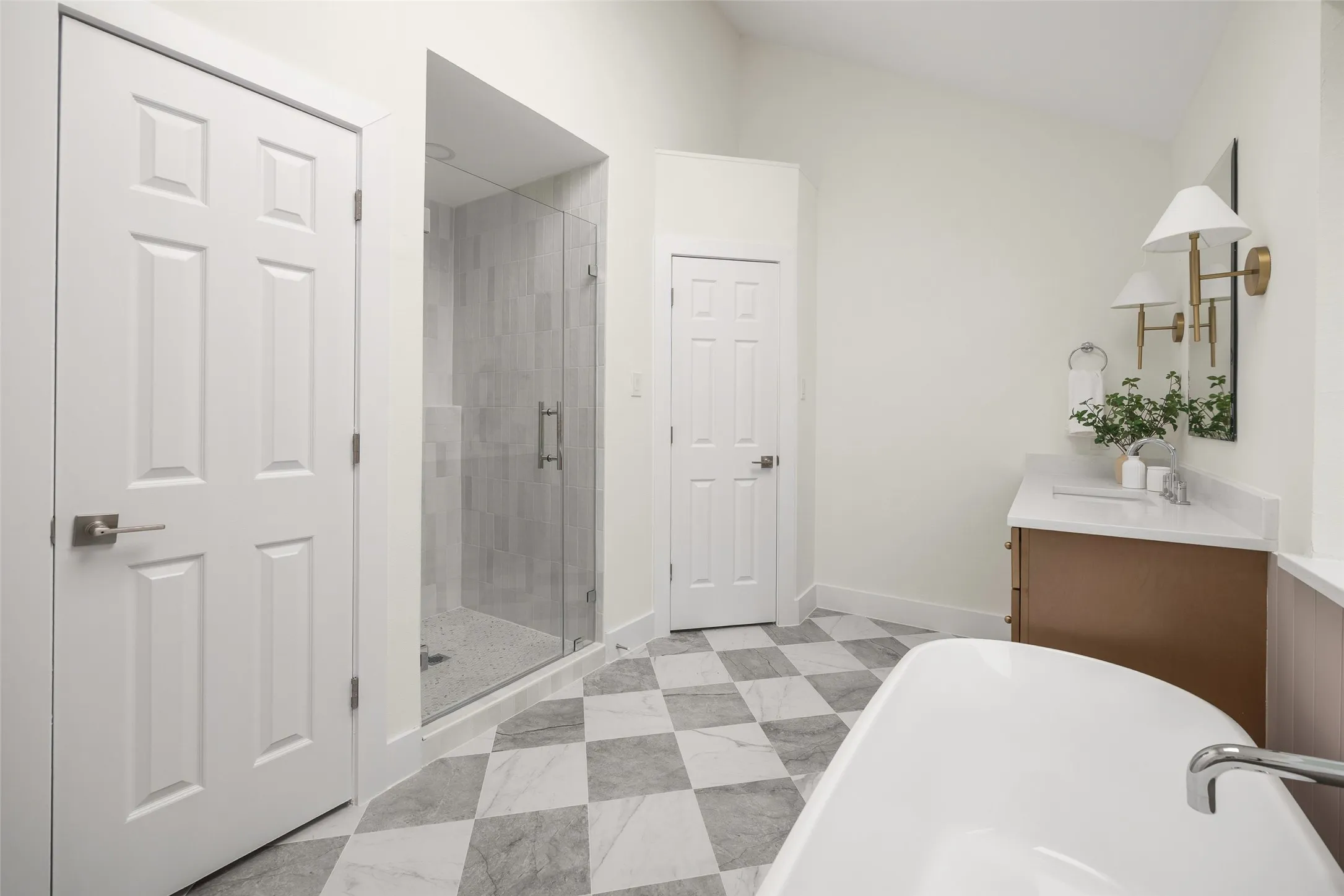 Single Family Residence For Sale in Collin County , 2420 Corby Drive, Plano, Texas 75025, 4 Bedroom, 3 Bathroom, 2 Garage spaces, 2,522 Sqft, built in 1988, mls#21363300, Real Estate Agent in Plano, Homes For Sale in Collin county, Homes For Sale in Plano, Realtor in Plano Texas, Real Estate Brokerage Independent Realty Texas, Luminita Cordes Realtor