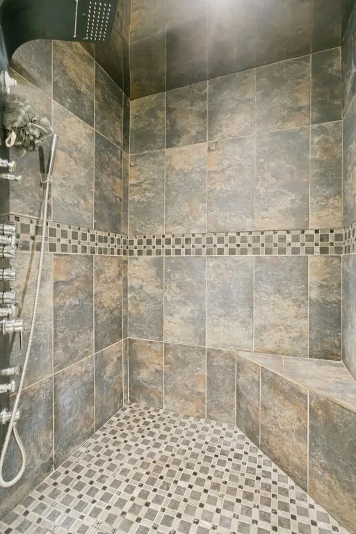 Single Family Residence For Sale in Tarrant County , 409 Brian Drive, Keller, Texas 76248, 3 Bedroom, 2 Bathroom, 2 Garage spaces, 1,503 Sqft, built in 1976, mls#21369936, Real Estate Agent in Keller, Homes For Sale in Tarrant county, Homes For Sale in Keller, Realtor in Keller Texas, Real Estate Brokerage Independent Realty Texas, Luminita Cordes Realtor