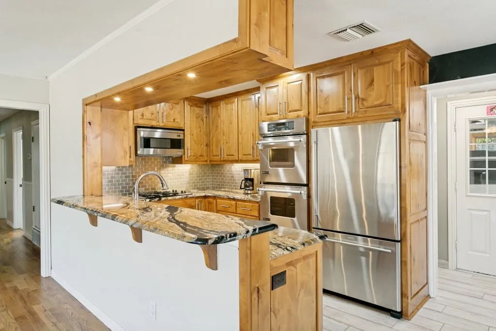 Single Family Residence For Sale in Tarrant County , 409 Brian Drive, Keller, Texas 76248, 3 Bedroom, 2 Bathroom, 2 Garage spaces, 1,503 Sqft, built in 1976, mls#21369936, Real Estate Agent in Keller, Homes For Sale in Tarrant county, Homes For Sale in Keller, Realtor in Keller Texas, Real Estate Brokerage Independent Realty Texas, Luminita Cordes Realtor
