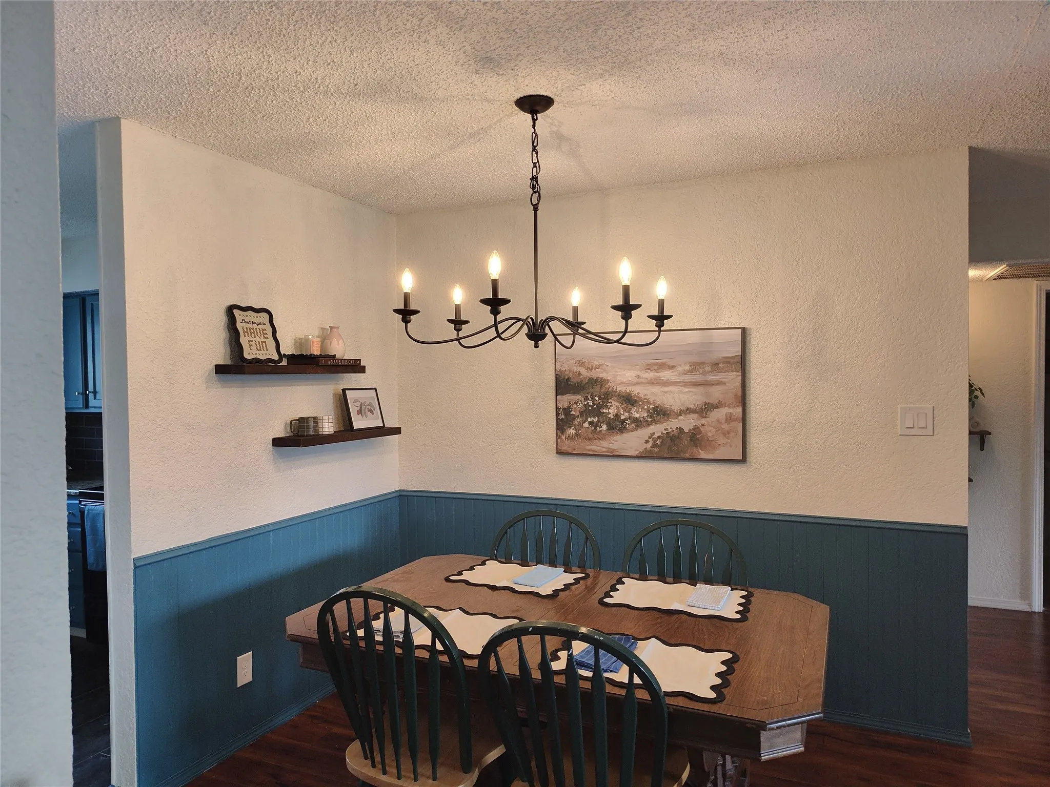 Condominium For Sale in Collin County , 4748 Old Bent Tree Lane 2308, Dallas, Texas 75287, 2 Bedroom, 2 Bathroom, Garage spaces, 1,002 Sqft, built in 1985, mls#21369950, Real Estate Agent in Dallas, Homes For Sale in Collin county, Homes For Sale in Dallas, Realtor in Dallas Texas, Real Estate Brokerage Independent Realty Texas, Luminita Cordes Realtor