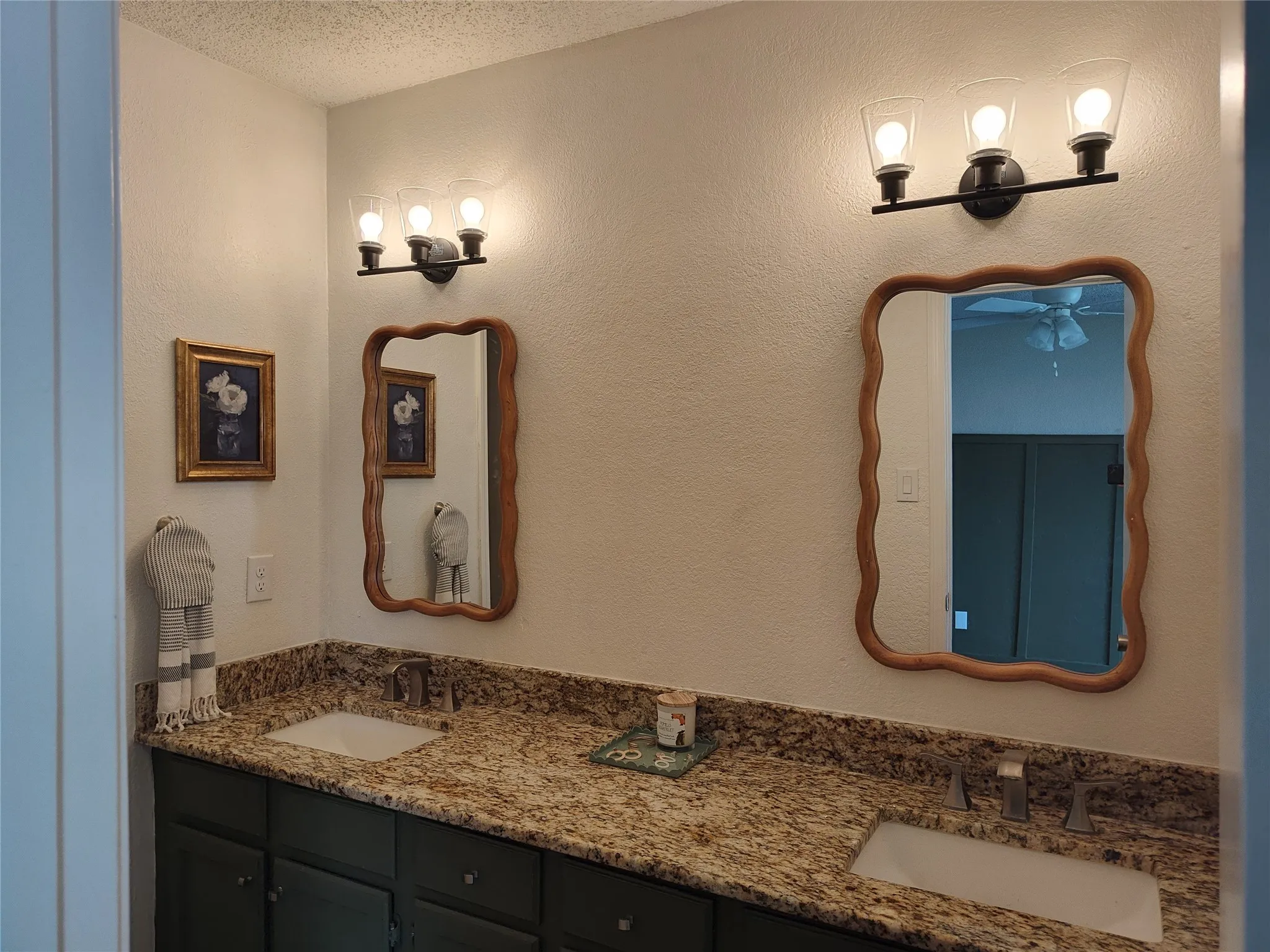 Condominium For Sale in Collin County , 4748 Old Bent Tree Lane 2308, Dallas, Texas 75287, 2 Bedroom, 2 Bathroom, Garage spaces, 1,002 Sqft, built in 1985, mls#21369950, Real Estate Agent in Dallas, Homes For Sale in Collin county, Homes For Sale in Dallas, Realtor in Dallas Texas, Real Estate Brokerage Independent Realty Texas, Luminita Cordes Realtor