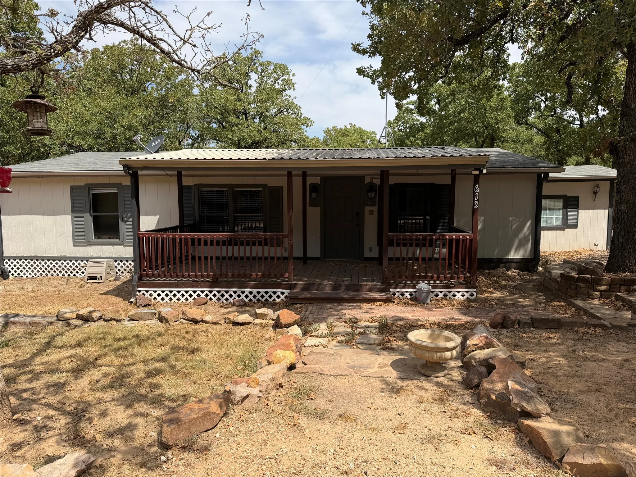 Mobile Home For Rent in Wise County , 613 Private Road 4369, Decatur, Texas 75069, 3 Bedroom, 2 Bathroom, Garage spaces, 2,575 Sqft, built in 1998, mls#21361808, Real Estate Agent in Decatur, Homes For Rent in Wise county, Homes For Rent in Decatur, Realtor in Decatur Texas, Real Estate Brokerage Independent Realty Texas, Luminita Cordes Realtor