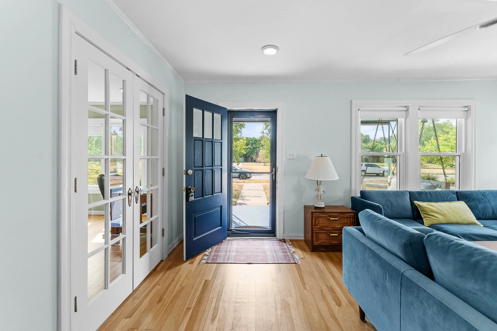 Single Family Residence For Sale in Tarrant County , 1116 Bonnie Brae Avenue, Fort Worth, Texas 76111, 3 Bedroom, 2 Bathroom, 2 Garage spaces, 1,491 Sqft, built in 1941, mls#21369938, Real Estate Agent in Fort Worth, Homes For Sale in Tarrant county, Homes For Sale in Fort Worth, Realtor in Fort Worth Texas, Real Estate Brokerage Independent Realty Texas, Luminita Cordes Realtor