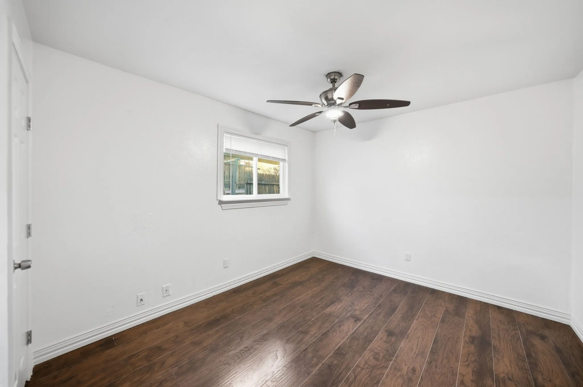 Single Family Residence For Rent in Dallas County , 10124 Shayna Drive, Dallas, Texas 75217, 4 Bedroom, 2 Bathroom, Garage spaces, 1,378 Sqft, built in 1971, mls#21369953, Real Estate Agent in Dallas, Homes For Rent in Dallas county, Homes For Rent in Dallas, Realtor in Dallas Texas, Real Estate Brokerage Independent Realty Texas, Luminita Cordes Realtor