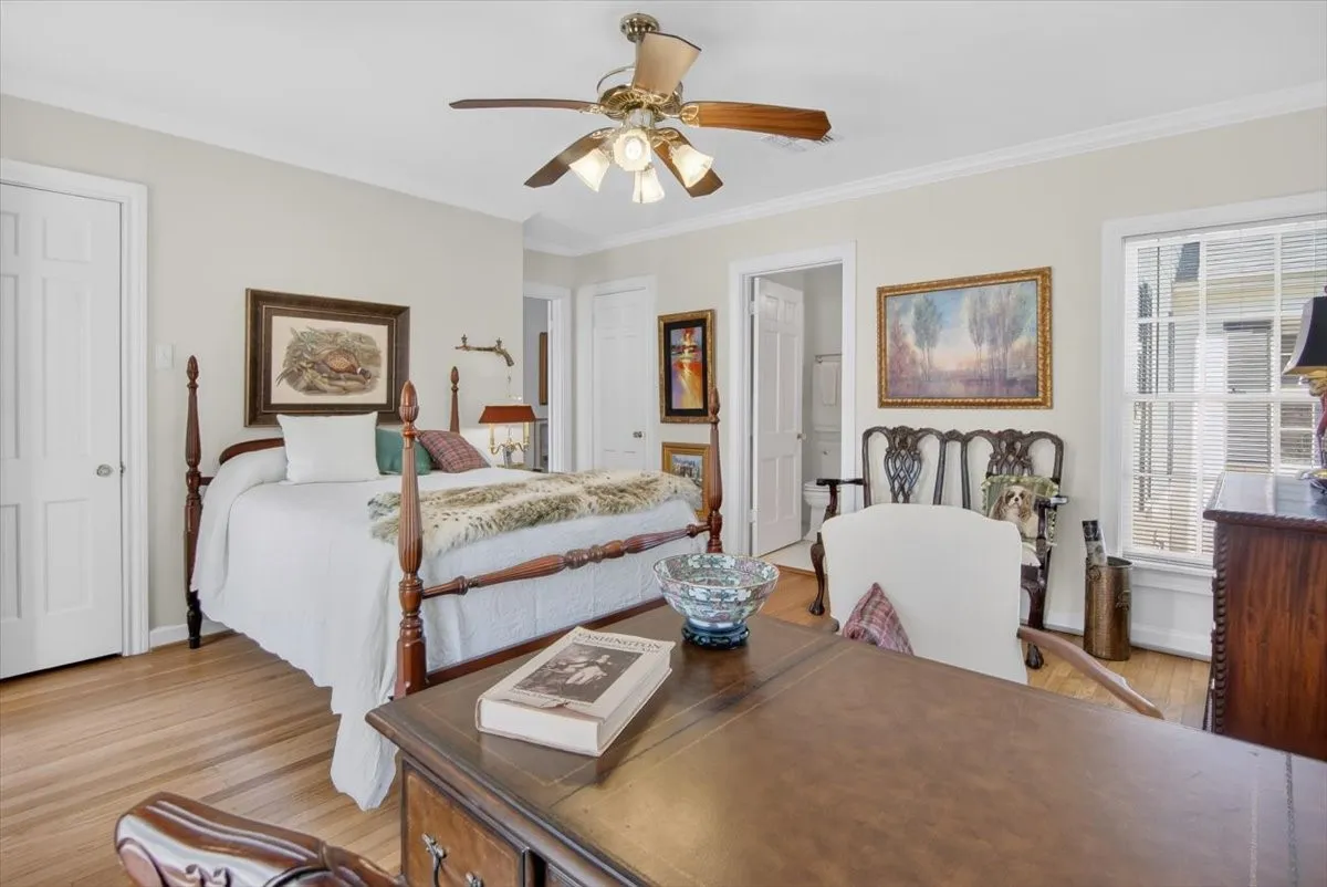 Single Family Residence For Sale in Mc Lennan County , 600 N 33 Road, Waco, Texas 76707, 3 Bedroom, 2 Bathroom, 2 Garage spaces, 1,658 Sqft, built in 1949, mls#21366723, Real Estate Agent in Waco, Homes For Sale in Mc Lennan county, Homes For Sale in Waco, Realtor in Waco Texas, Real Estate Brokerage Independent Realty Texas, Luminita Cordes Realtor