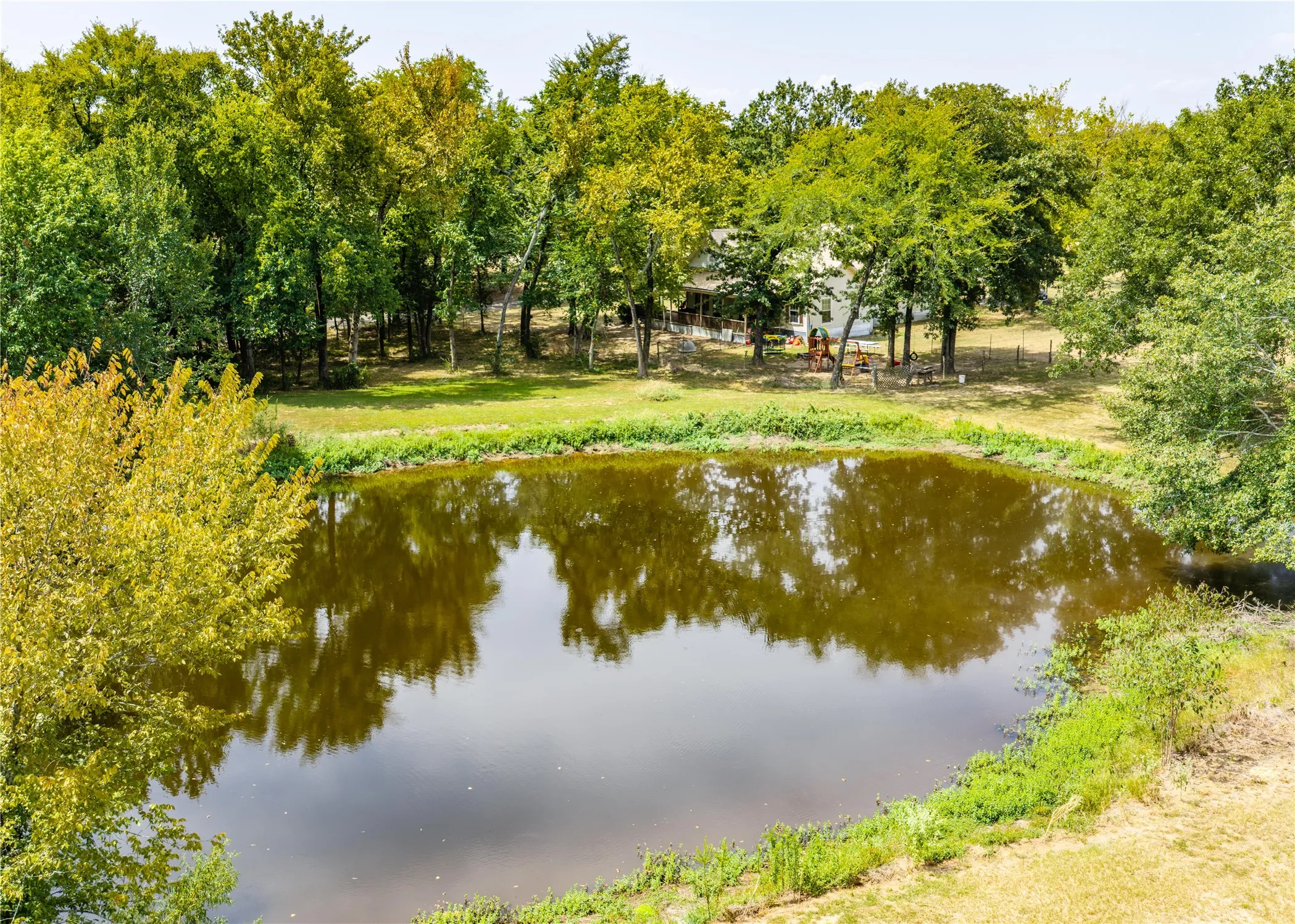 Single Family Residence For Sale in Hopkins County , 345 County Road 1158, Brashear, Texas 75420, 4 Bedroom, 2 Bathroom, Garage spaces, 1,824 Sqft, built in 1990, mls#21369649, Real Estate Agent in Brashear, Homes For Sale in Hopkins county, Homes For Sale in Brashear, Realtor in Brashear Texas, Real Estate Brokerage Independent Realty Texas, Luminita Cordes Realtor