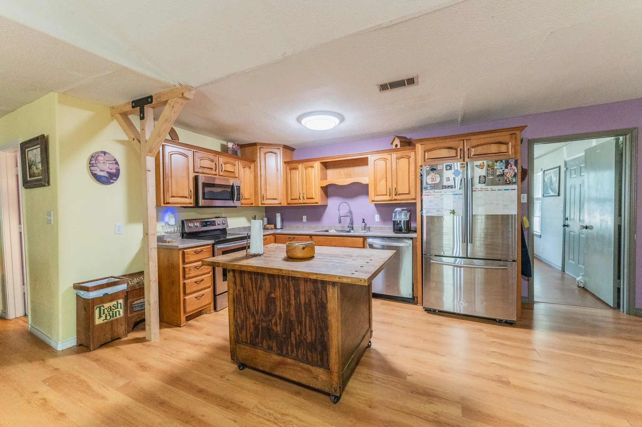 Single Family Residence For Sale in Hopkins County , 345 County Road 1158, Brashear, Texas 75420, 4 Bedroom, 2 Bathroom, Garage spaces, 1,824 Sqft, built in 1990, mls#21369649, Real Estate Agent in Brashear, Homes For Sale in Hopkins county, Homes For Sale in Brashear, Realtor in Brashear Texas, Real Estate Brokerage Independent Realty Texas, Luminita Cordes Realtor