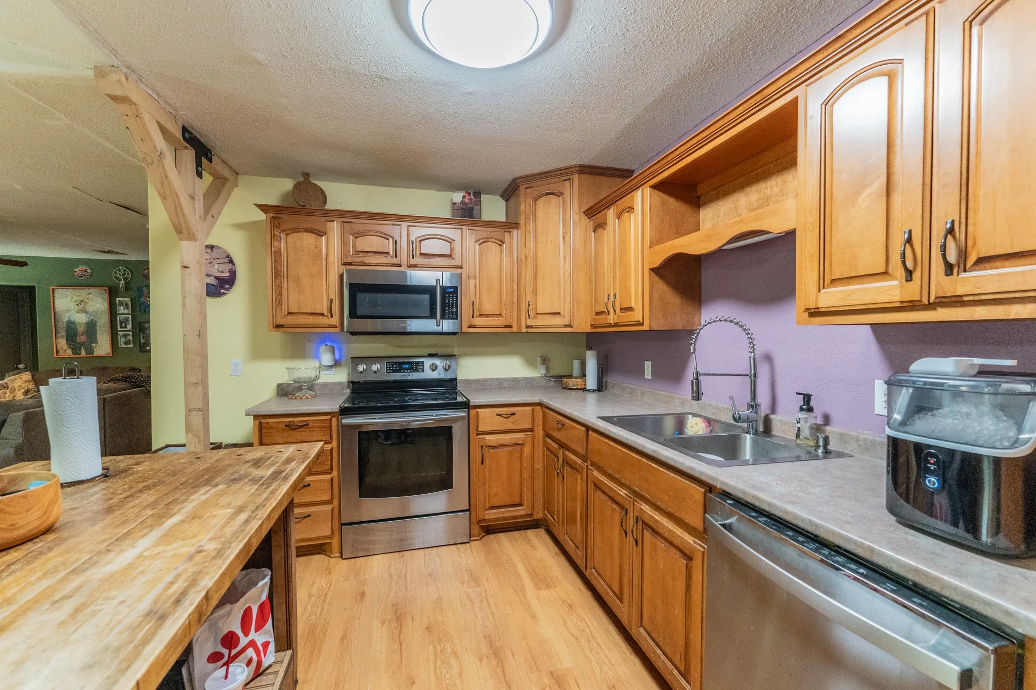 Single Family Residence For Sale in Hopkins County , 345 County Road 1158, Brashear, Texas 75420, 4 Bedroom, 2 Bathroom, Garage spaces, 1,824 Sqft, built in 1990, mls#21369649, Real Estate Agent in Brashear, Homes For Sale in Hopkins county, Homes For Sale in Brashear, Realtor in Brashear Texas, Real Estate Brokerage Independent Realty Texas, Luminita Cordes Realtor
