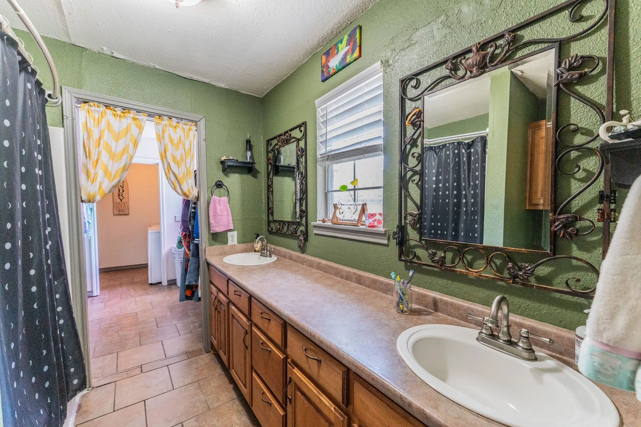 Single Family Residence For Sale in Hopkins County , 345 County Road 1158, Brashear, Texas 75420, 4 Bedroom, 2 Bathroom, Garage spaces, 1,824 Sqft, built in 1990, mls#21369649, Real Estate Agent in Brashear, Homes For Sale in Hopkins county, Homes For Sale in Brashear, Realtor in Brashear Texas, Real Estate Brokerage Independent Realty Texas, Luminita Cordes Realtor