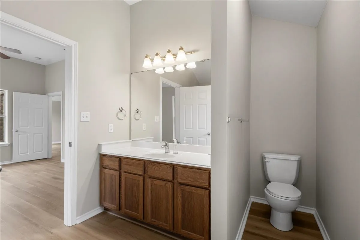 Single Family Residence For Sale in Smith County , 386 Molly Lane, Lindale, Texas 75771, 4 Bedroom, 2 Bathroom, 2 Garage spaces, 1,854 Sqft, built in 2007, mls#21369957, Real Estate Agent in Lindale, Homes For Sale in Smith county, Homes For Sale in Lindale, Realtor in Lindale Texas, Real Estate Brokerage Independent Realty Texas, Luminita Cordes Realtor