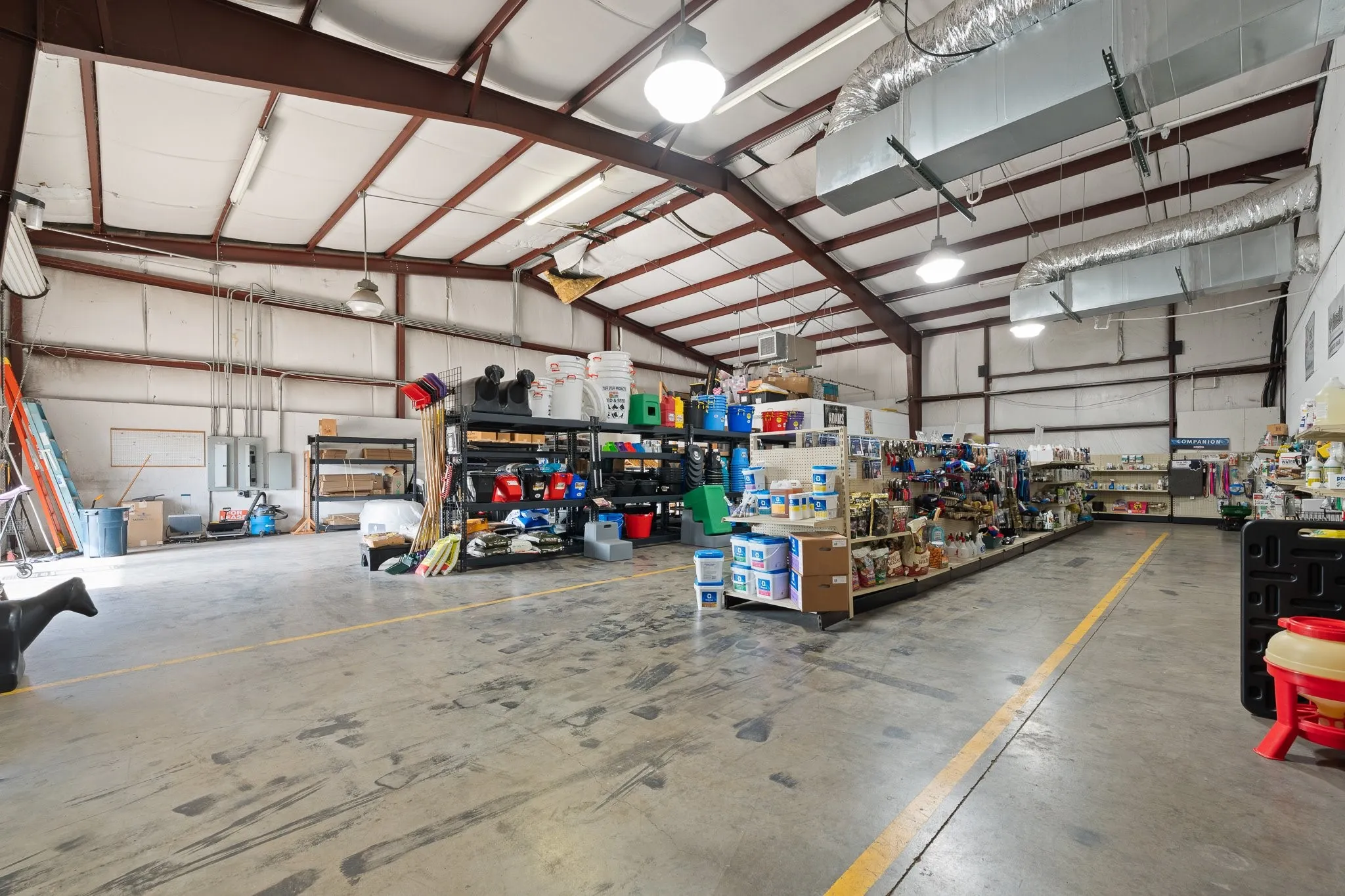 Retail For Sale in Johnson County , 6100 S Interstate 35W W, Alvarado, Texas 76009, 0, 0, Garage spaces, 0 Sqft, built in 1999, mls#21369918, Real Estate Agent in Alvarado, Homes For Sale in Johnson county, Homes For Sale in Alvarado, Realtor in Alvarado Texas, Real Estate Brokerage Independent Realty Texas, Luminita Cordes Realtor
