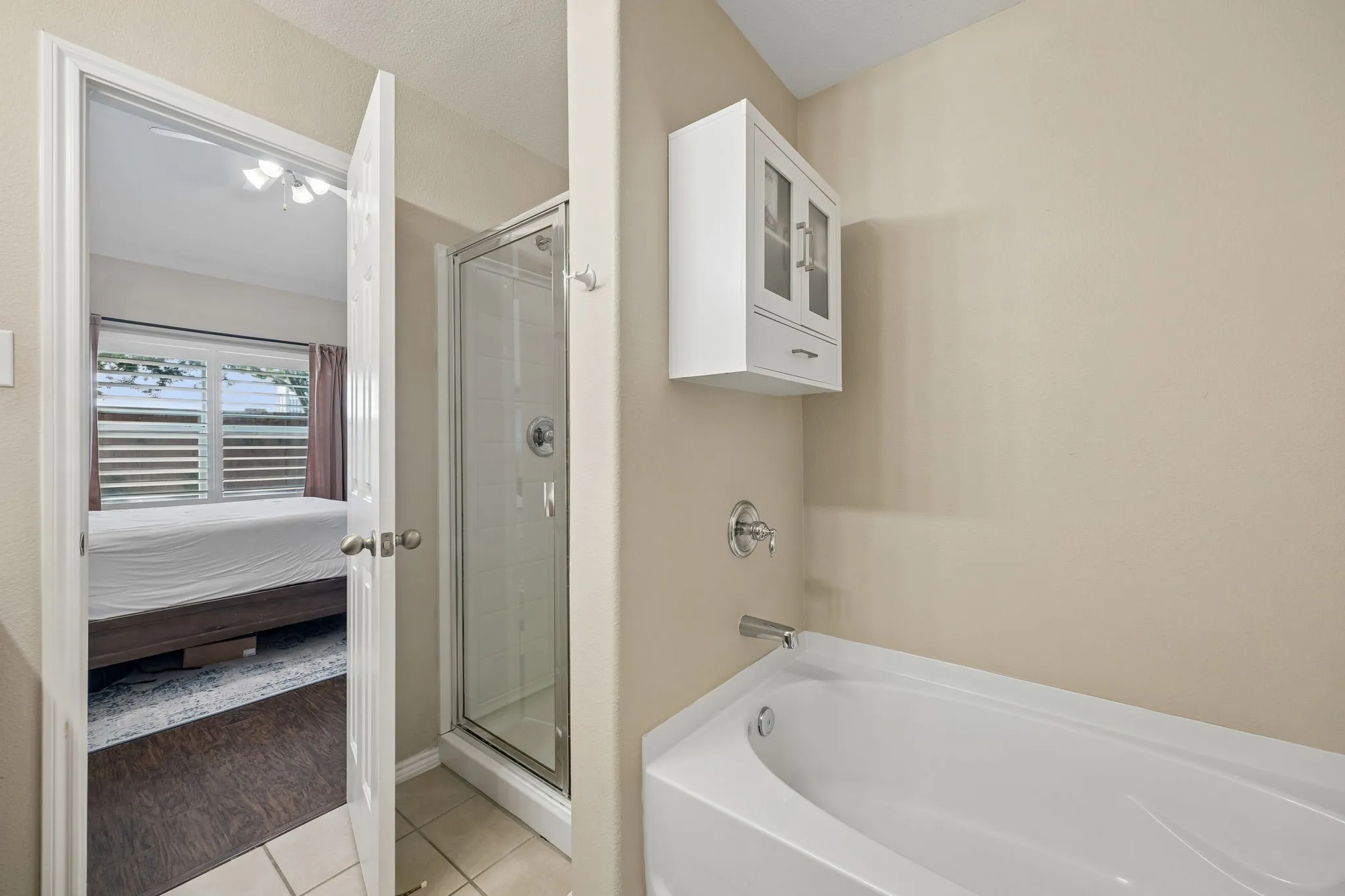 Townhouse For Sale in Collin County , 5351 Crimson Oaks Drive, Frisco, Texas 75035, 3 Bedroom, 3 Bathroom, 2 Garage spaces, 1,769 Sqft, built in 2005, mls#21368665, Real Estate Agent in Frisco, Homes For Sale in Collin county, Homes For Sale in Frisco, Realtor in Frisco Texas, Real Estate Brokerage Independent Realty Texas, Luminita Cordes Realtor