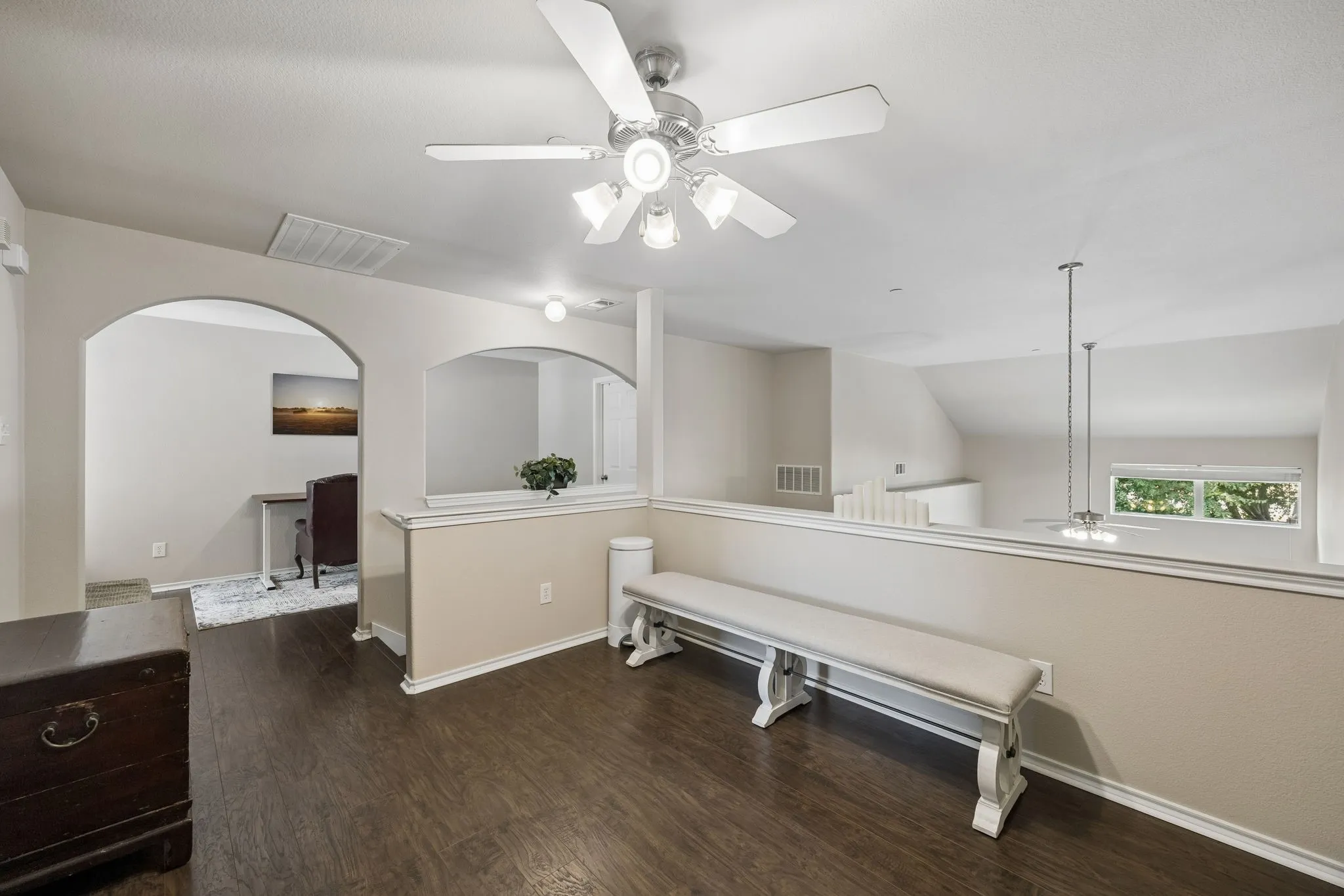 Townhouse For Sale in Collin County , 5351 Crimson Oaks Drive, Frisco, Texas 75035, 3 Bedroom, 3 Bathroom, 2 Garage spaces, 1,769 Sqft, built in 2005, mls#21368665, Real Estate Agent in Frisco, Homes For Sale in Collin county, Homes For Sale in Frisco, Realtor in Frisco Texas, Real Estate Brokerage Independent Realty Texas, Luminita Cordes Realtor