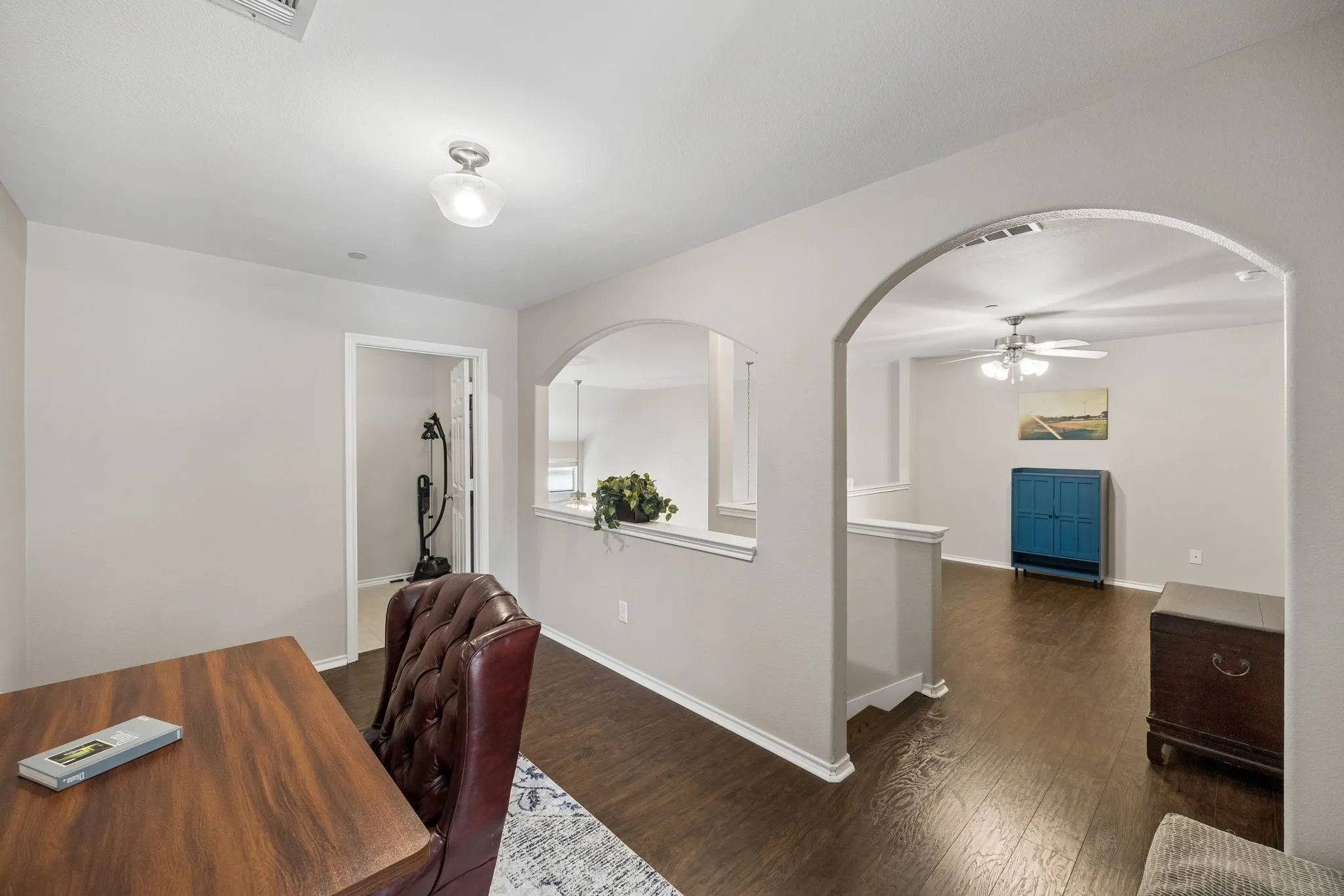 Townhouse For Sale in Collin County , 5351 Crimson Oaks Drive, Frisco, Texas 75035, 3 Bedroom, 3 Bathroom, 2 Garage spaces, 1,769 Sqft, built in 2005, mls#21368665, Real Estate Agent in Frisco, Homes For Sale in Collin county, Homes For Sale in Frisco, Realtor in Frisco Texas, Real Estate Brokerage Independent Realty Texas, Luminita Cordes Realtor