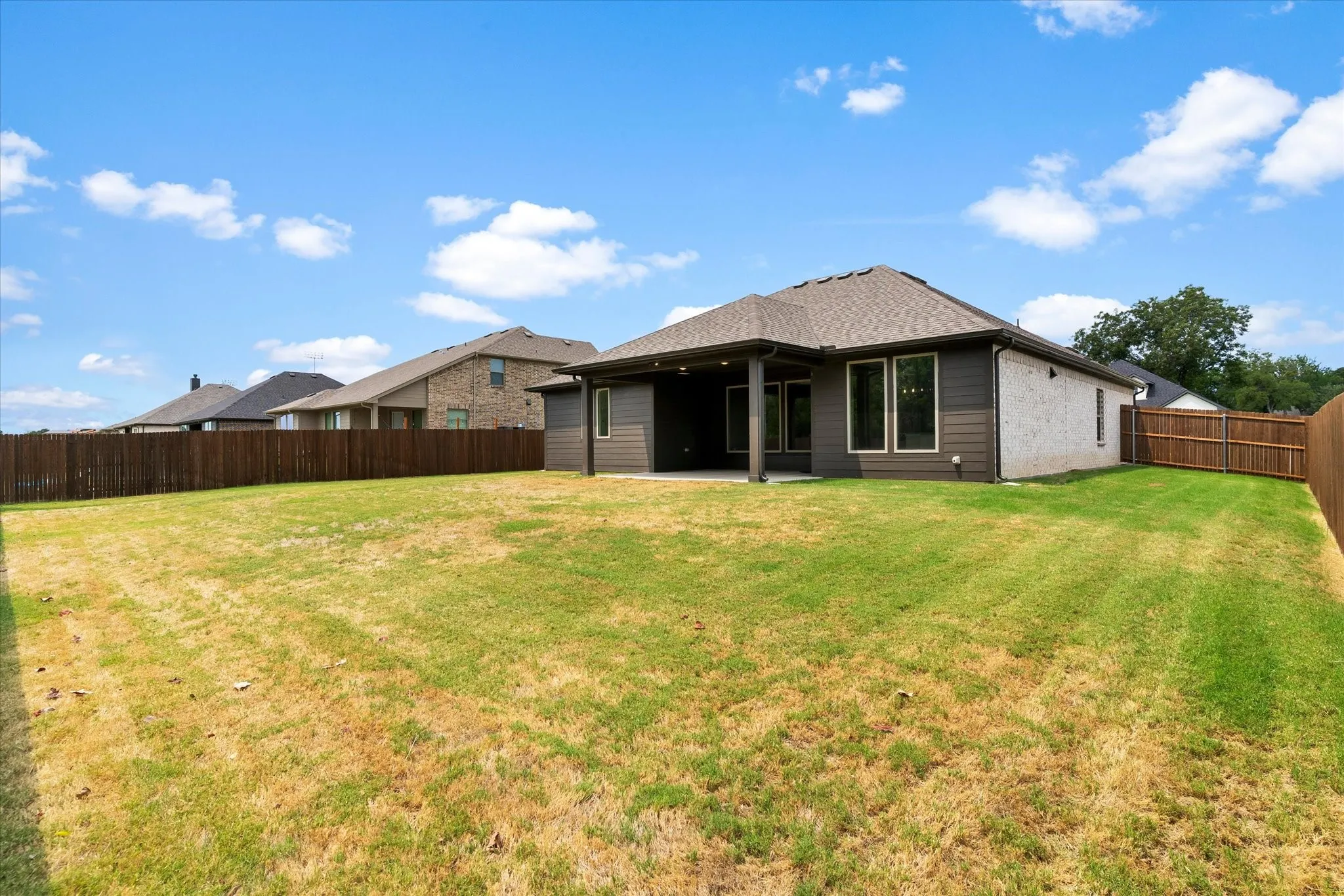 Single Family Residence For Sale in Wise County , 2110 Briarwood Drive, Bridgeport, Texas 76426, 4 Bedroom, 2 Bathroom, 2 Garage spaces, 1,717 Sqft, built in 2026, mls#21369923, Real Estate Agent in Bridgeport, Homes For Sale in Wise county, Homes For Sale in Bridgeport, Realtor in Bridgeport Texas, Real Estate Brokerage Independent Realty Texas, Luminita Cordes Realtor