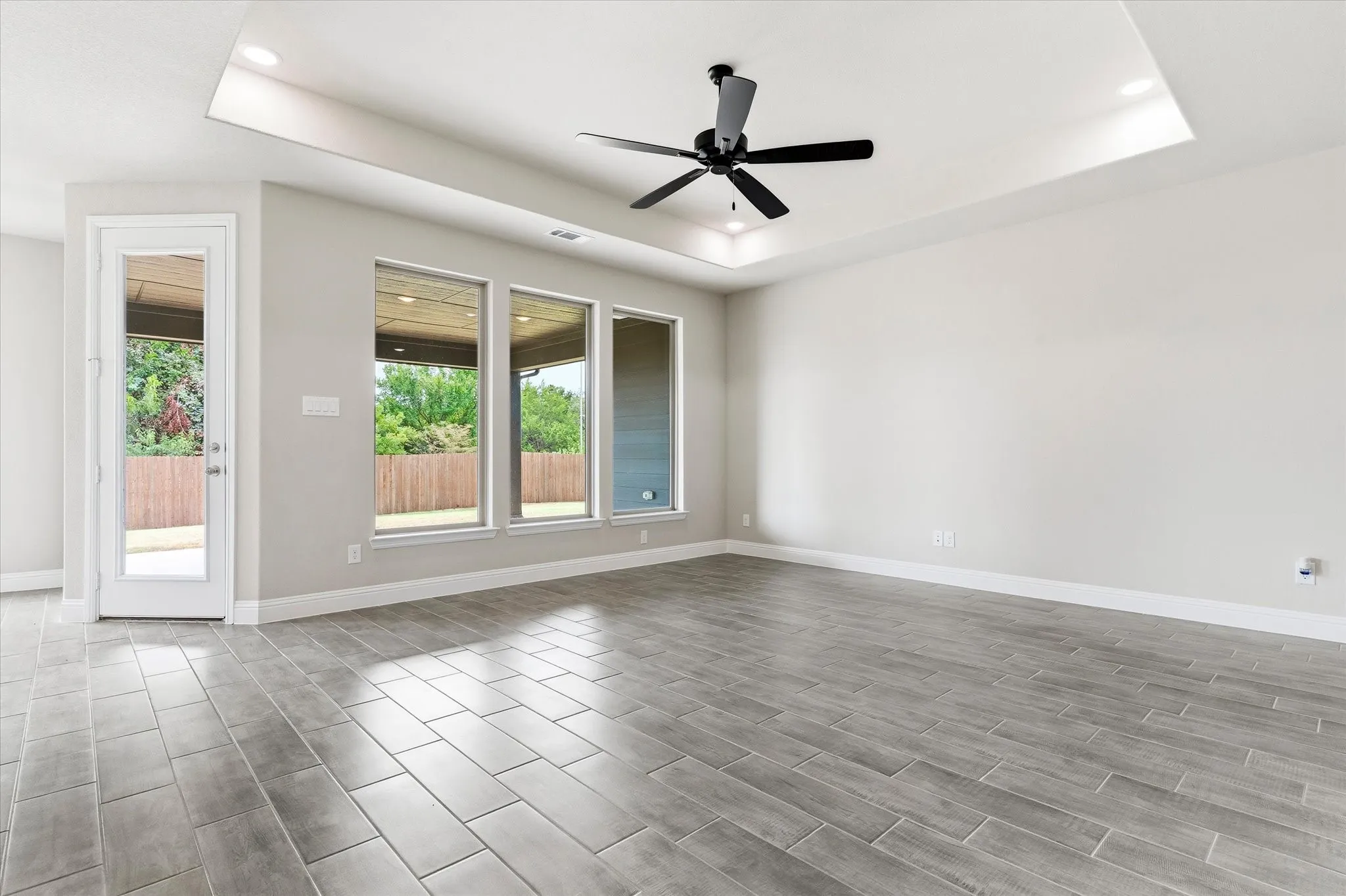 Single Family Residence For Sale in Wise County , 2110 Briarwood Drive, Bridgeport, Texas 76426, 4 Bedroom, 2 Bathroom, 2 Garage spaces, 1,717 Sqft, built in 2026, mls#21369923, Real Estate Agent in Bridgeport, Homes For Sale in Wise county, Homes For Sale in Bridgeport, Realtor in Bridgeport Texas, Real Estate Brokerage Independent Realty Texas, Luminita Cordes Realtor