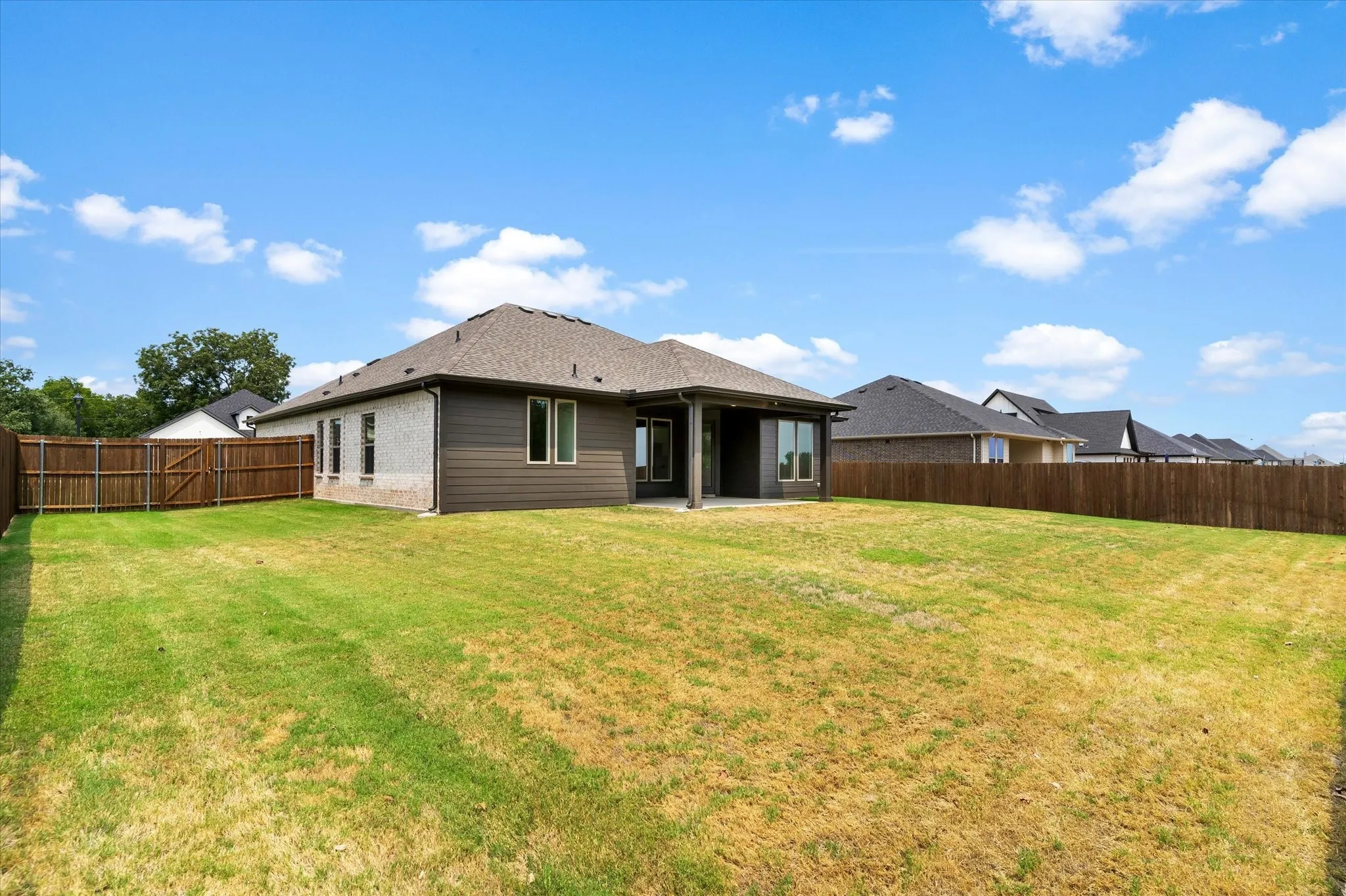 Single Family Residence For Sale in Wise County , 2110 Briarwood Drive, Bridgeport, Texas 76426, 4 Bedroom, 2 Bathroom, 2 Garage spaces, 1,717 Sqft, built in 2026, mls#21369923, Real Estate Agent in Bridgeport, Homes For Sale in Wise county, Homes For Sale in Bridgeport, Realtor in Bridgeport Texas, Real Estate Brokerage Independent Realty Texas, Luminita Cordes Realtor