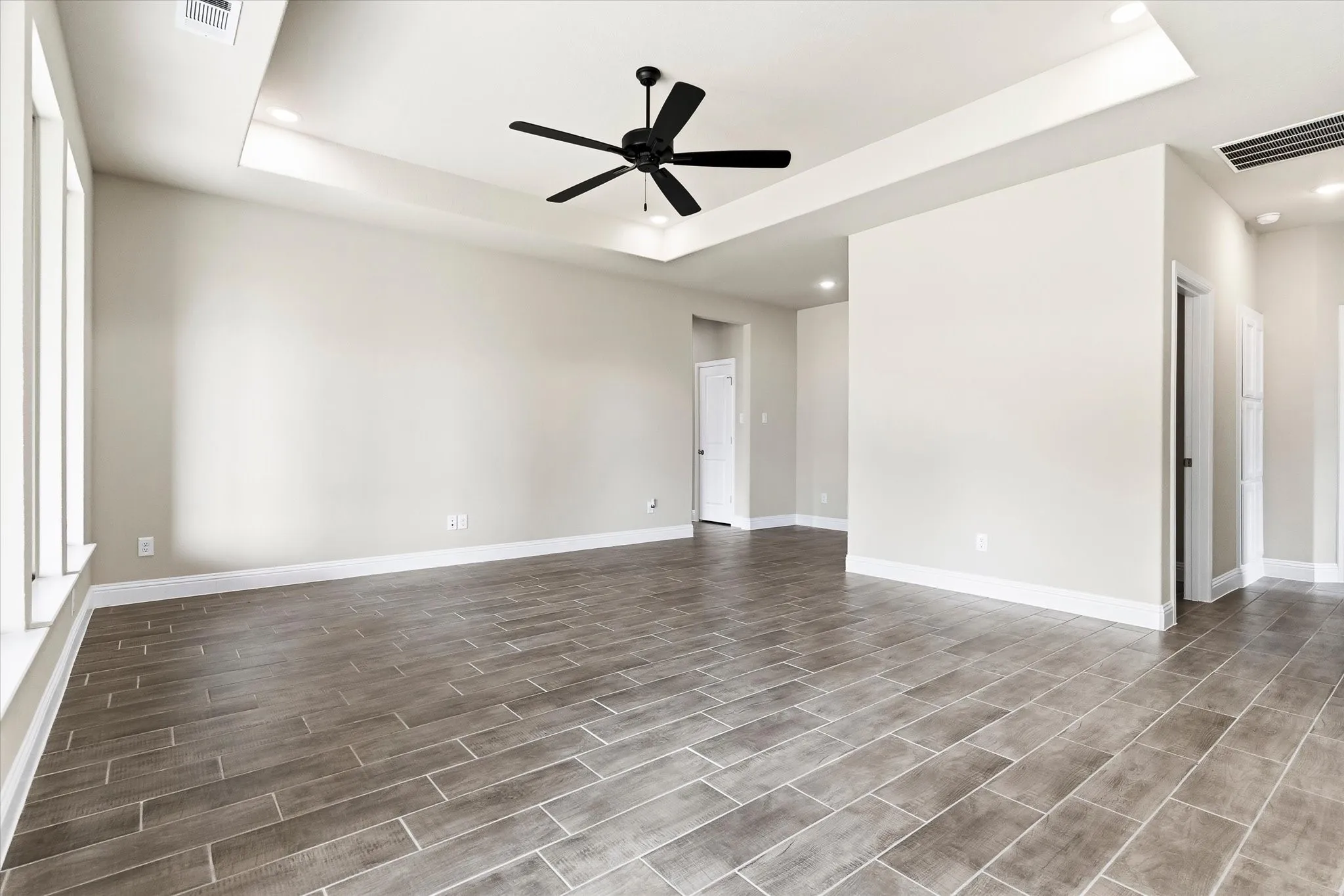 Single Family Residence For Sale in Wise County , 2110 Briarwood Drive, Bridgeport, Texas 76426, 4 Bedroom, 2 Bathroom, 2 Garage spaces, 1,717 Sqft, built in 2026, mls#21369923, Real Estate Agent in Bridgeport, Homes For Sale in Wise county, Homes For Sale in Bridgeport, Realtor in Bridgeport Texas, Real Estate Brokerage Independent Realty Texas, Luminita Cordes Realtor