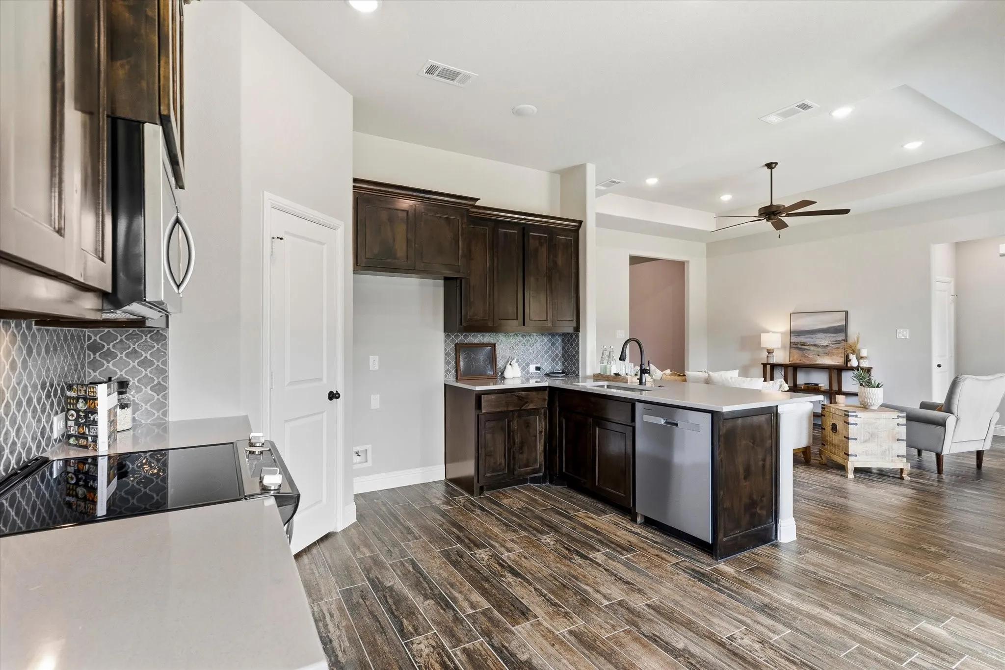 Single Family Residence For Sale in Wise County , 2106 Briarwood Drive, Bridgeport, Texas 76426, 4 Bedroom, 2 Bathroom, 2 Garage spaces, 1,717 Sqft, built in 2026, mls#21369735, Real Estate Agent in Bridgeport, Homes For Sale in Wise county, Homes For Sale in Bridgeport, Realtor in Bridgeport Texas, Real Estate Brokerage Independent Realty Texas, Luminita Cordes Realtor