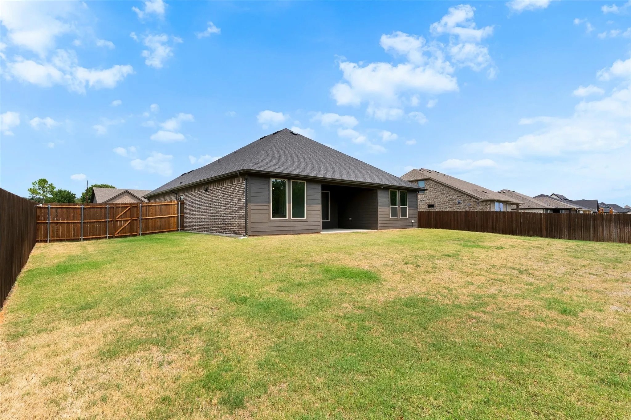 Single Family Residence For Sale in Wise County , 2106 Briarwood Drive, Bridgeport, Texas 76426, 4 Bedroom, 2 Bathroom, 2 Garage spaces, 1,717 Sqft, built in 2026, mls#21369735, Real Estate Agent in Bridgeport, Homes For Sale in Wise county, Homes For Sale in Bridgeport, Realtor in Bridgeport Texas, Real Estate Brokerage Independent Realty Texas, Luminita Cordes Realtor