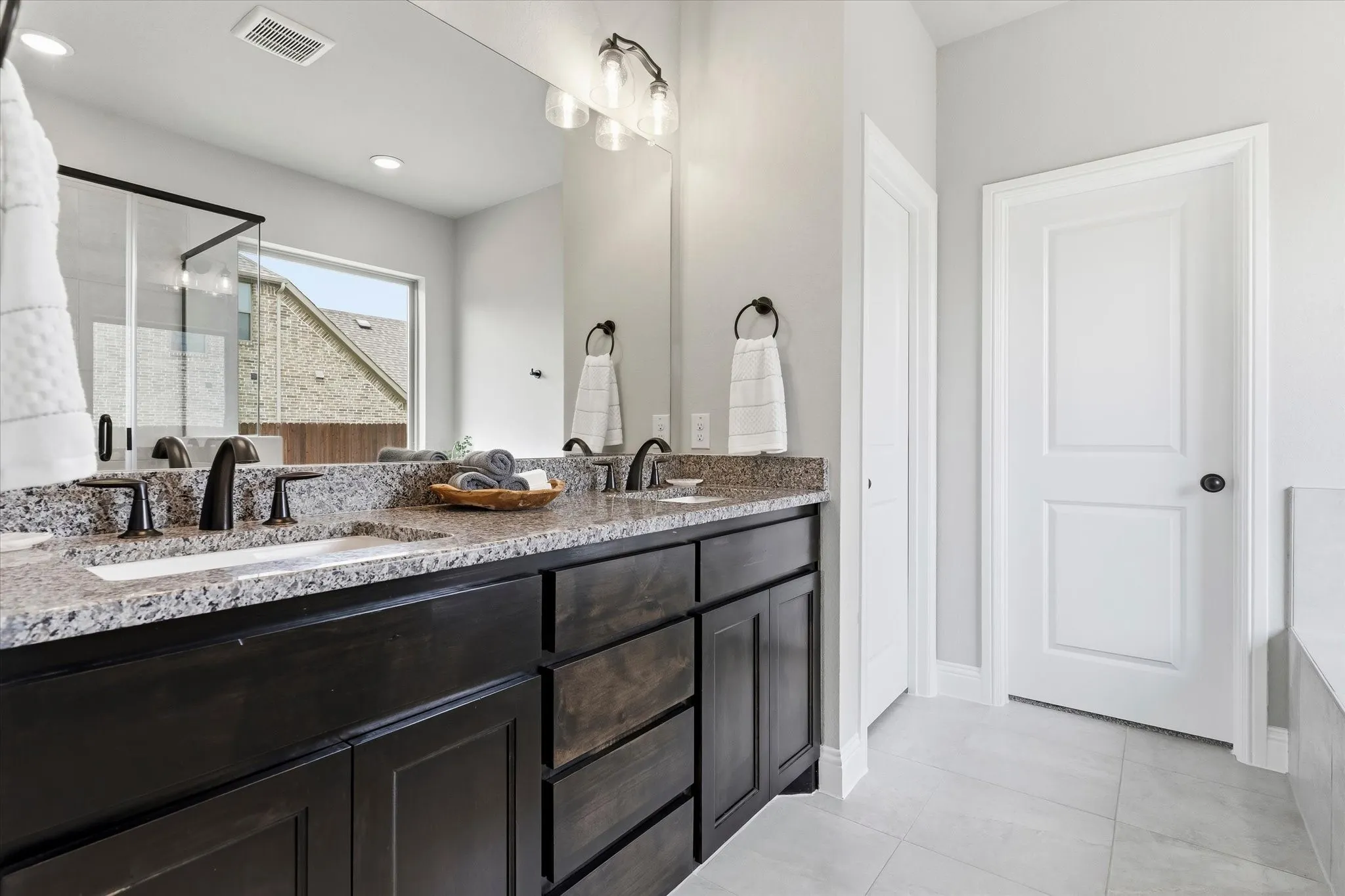 Single Family Residence For Sale in Wise County , 2106 Briarwood Drive, Bridgeport, Texas 76426, 4 Bedroom, 2 Bathroom, 2 Garage spaces, 1,717 Sqft, built in 2026, mls#21369735, Real Estate Agent in Bridgeport, Homes For Sale in Wise county, Homes For Sale in Bridgeport, Realtor in Bridgeport Texas, Real Estate Brokerage Independent Realty Texas, Luminita Cordes Realtor