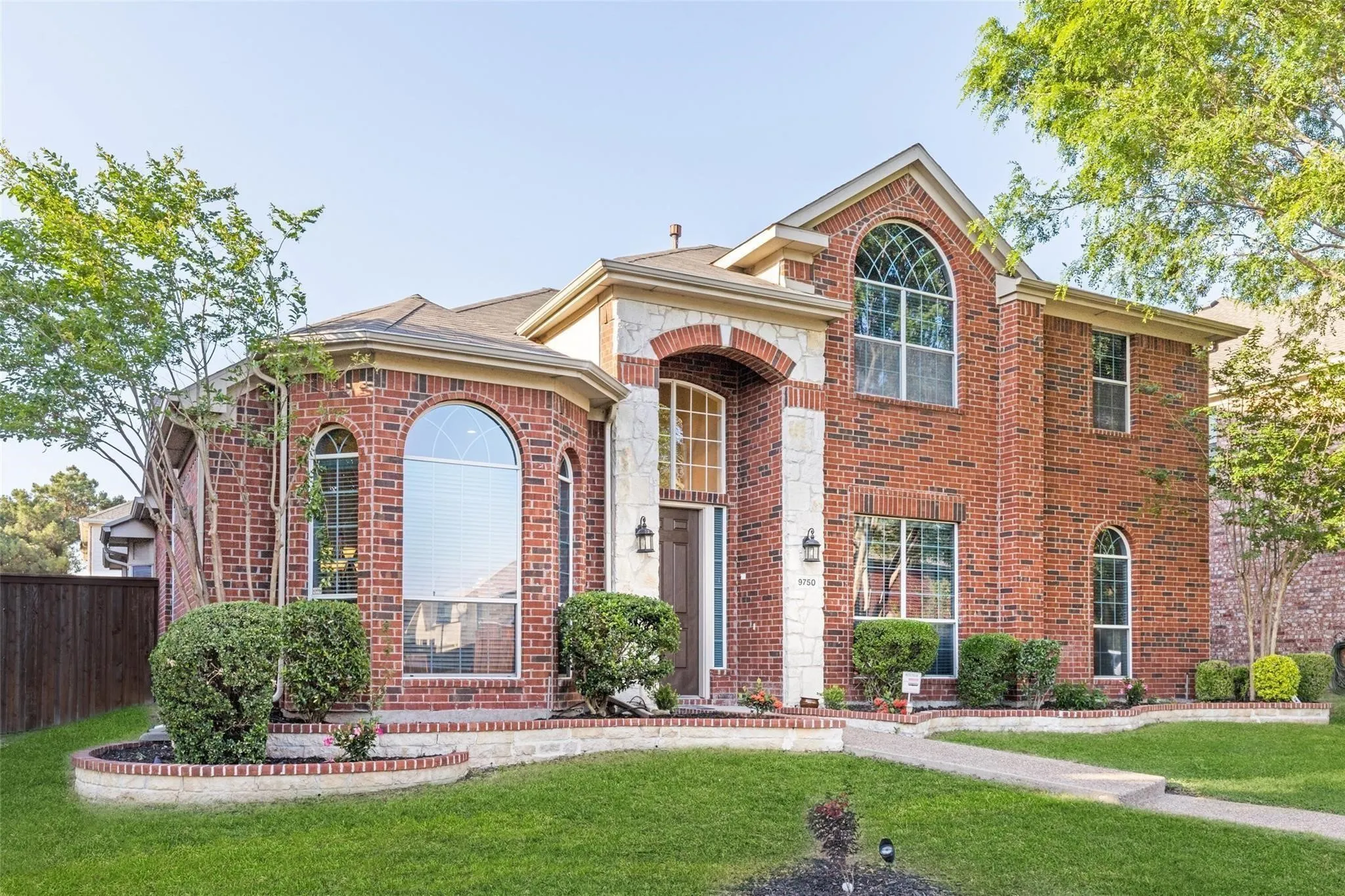 Single Family Residence For Rent in Collin County , 9750 Grassland Drive, Frisco, Texas 75035, 5 Bedroom, 4 Bathroom, 2 Garage spaces, 3,548 Sqft, built in 2005, mls#21369972, Real Estate Agent in Frisco, Homes For Rent in Collin county, Homes For Rent in Frisco, Realtor in Frisco Texas, Real Estate Brokerage Independent Realty Texas, Luminita Cordes Realtor