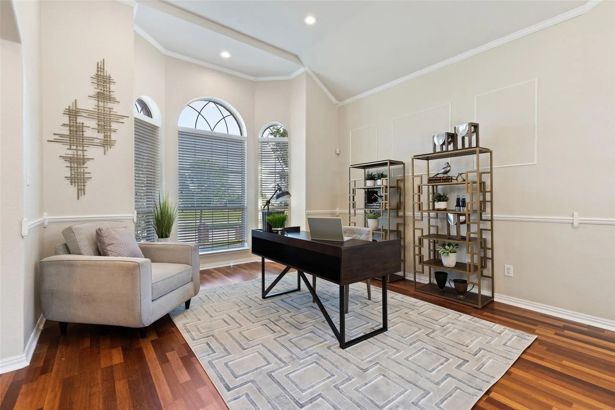 Single Family Residence For Rent in Collin County , 9750 Grassland Drive, Frisco, Texas 75035, 5 Bedroom, 4 Bathroom, 2 Garage spaces, 3,548 Sqft, built in 2005, mls#21369972, Real Estate Agent in Frisco, Homes For Rent in Collin county, Homes For Rent in Frisco, Realtor in Frisco Texas, Real Estate Brokerage Independent Realty Texas, Luminita Cordes Realtor