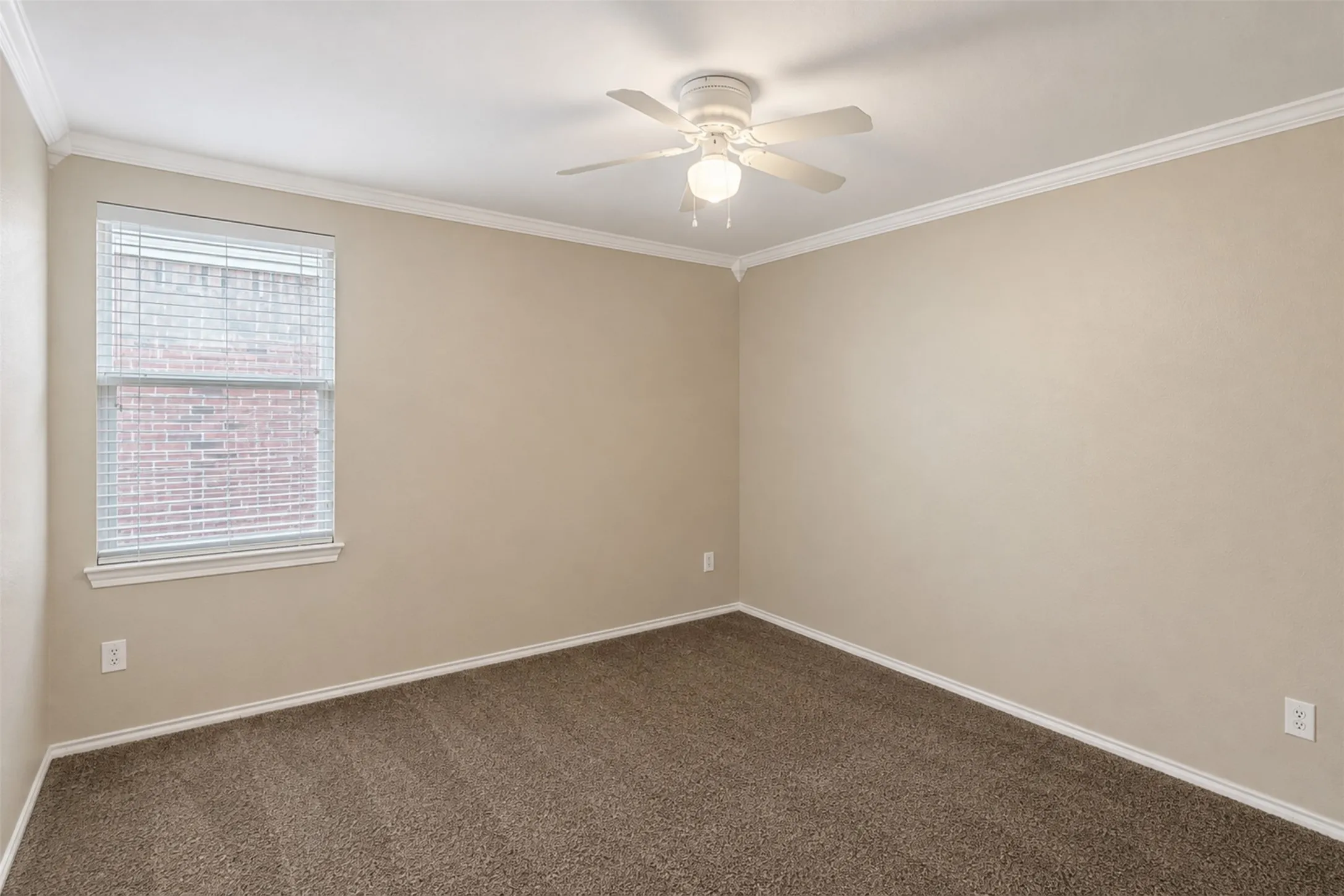 Single Family Residence For Rent in Tarrant County , 7652 Sienna Ridge Lane, Fort Worth, Texas 76131, 3 Bedroom, 2 Bathroom, 2 Garage spaces, 1,844 Sqft, built in 2005, mls#21368541, Real Estate Agent in Fort Worth, Homes For Rent in Tarrant county, Homes For Rent in Fort Worth, Realtor in Fort Worth Texas, Real Estate Brokerage Independent Realty Texas, Luminita Cordes Realtor