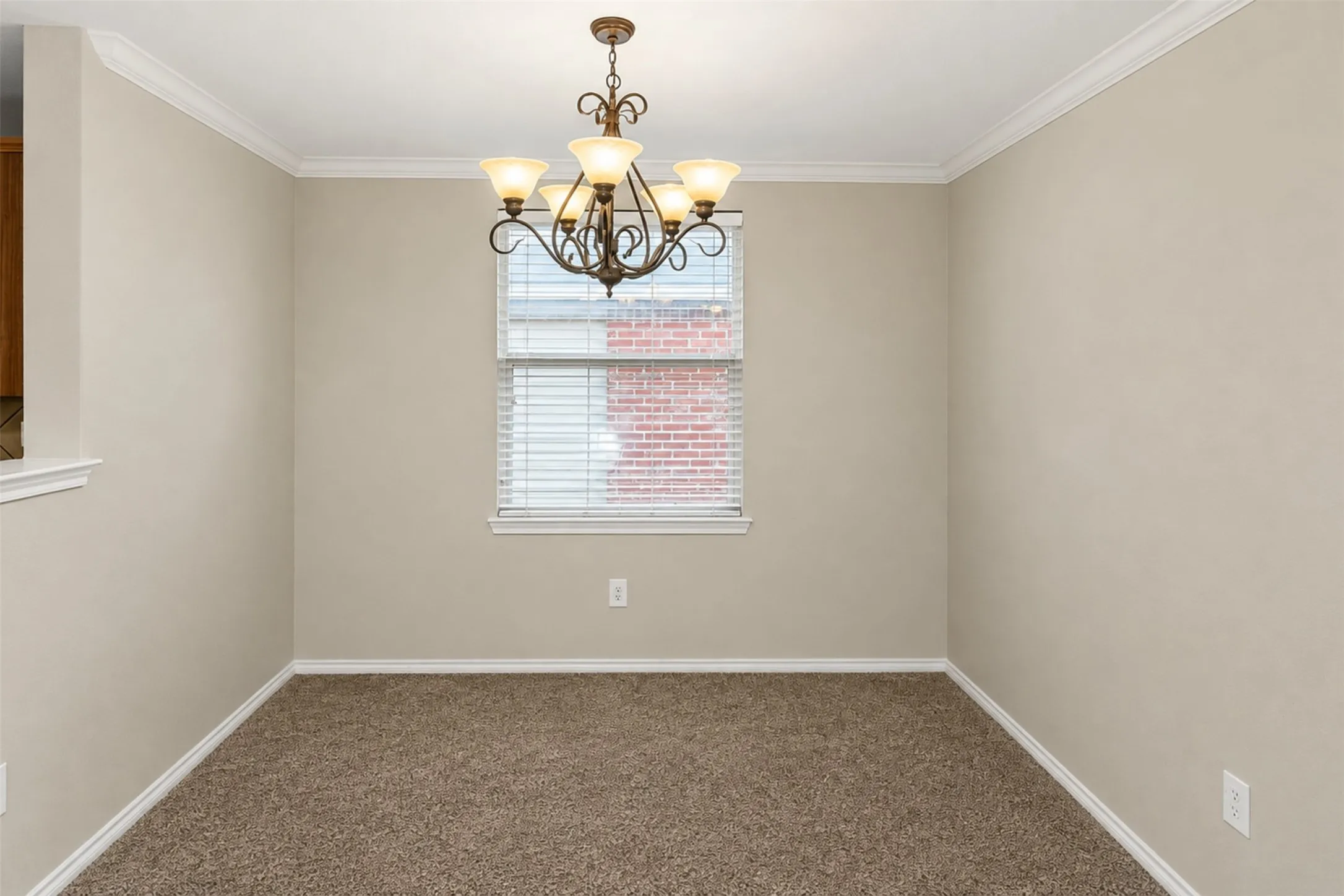 Single Family Residence For Rent in Tarrant County , 7652 Sienna Ridge Lane, Fort Worth, Texas 76131, 3 Bedroom, 2 Bathroom, 2 Garage spaces, 1,844 Sqft, built in 2005, mls#21368541, Real Estate Agent in Fort Worth, Homes For Rent in Tarrant county, Homes For Rent in Fort Worth, Realtor in Fort Worth Texas, Real Estate Brokerage Independent Realty Texas, Luminita Cordes Realtor