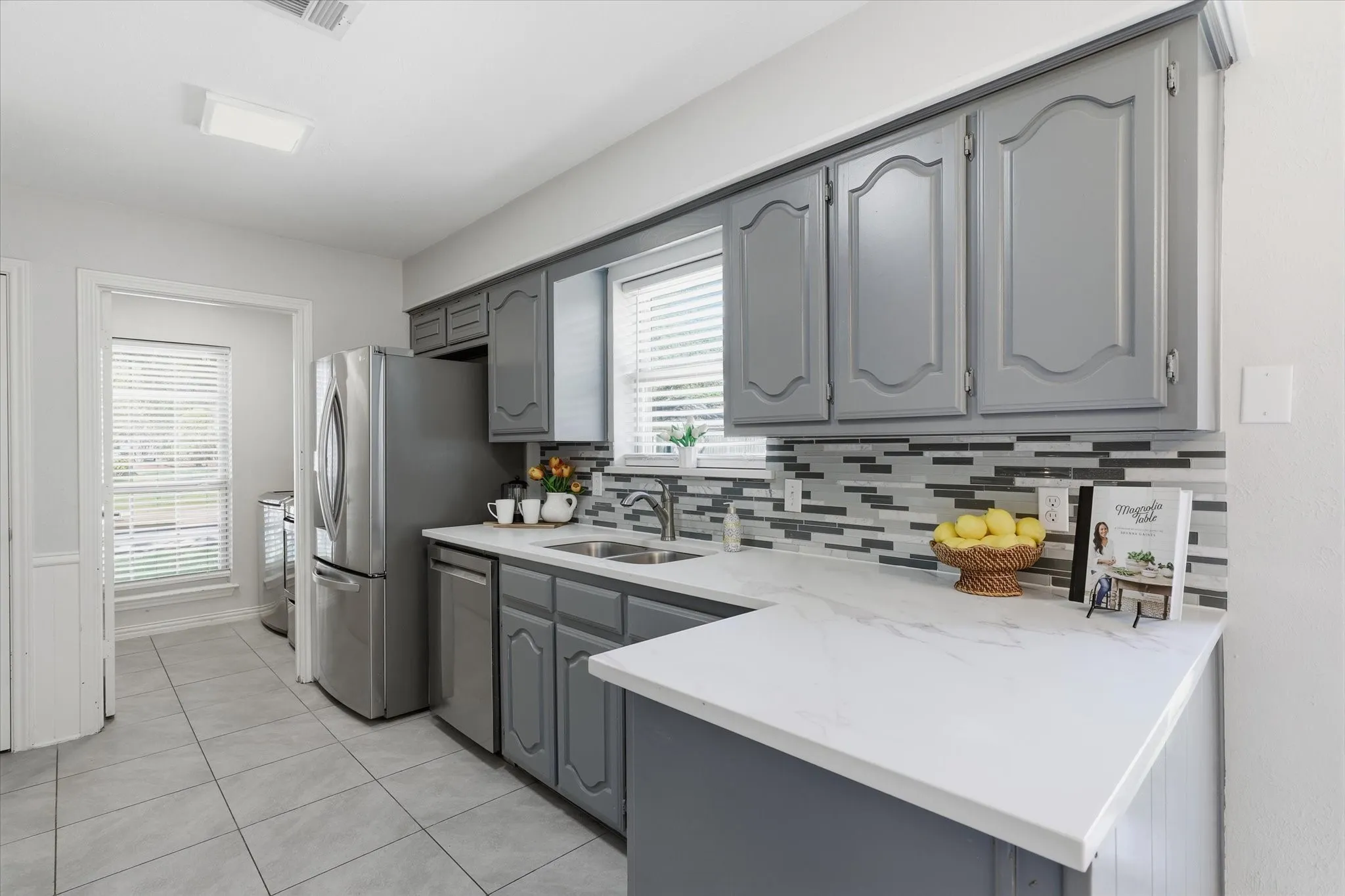 Single Family Residence For Sale in Collin County , 18512 Featherwood Drive, Dallas, Texas 75252, 4 Bedroom, 3 Bathroom, 2 Garage spaces, 2,210 Sqft, built in 1981, mls#21366180, Real Estate Agent in Dallas, Homes For Sale in Collin county, Homes For Sale in Dallas, Realtor in Dallas Texas, Real Estate Brokerage Independent Realty Texas, Luminita Cordes Realtor