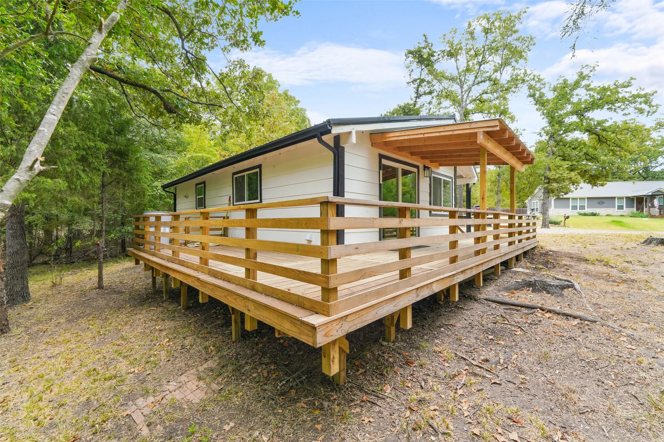 Single Family Residence For Rent in Henderson County , 110 Fawn, Mabank, Texas 75156, 2 Bedroom, 2 Bathroom, Garage spaces, 760 Sqft, built in 0, mls#21364165, Real Estate Agent in Mabank, Homes For Rent in Henderson county, Homes For Rent in Mabank, Realtor in Mabank Texas, Real Estate Brokerage Independent Realty Texas, Luminita Cordes Realtor