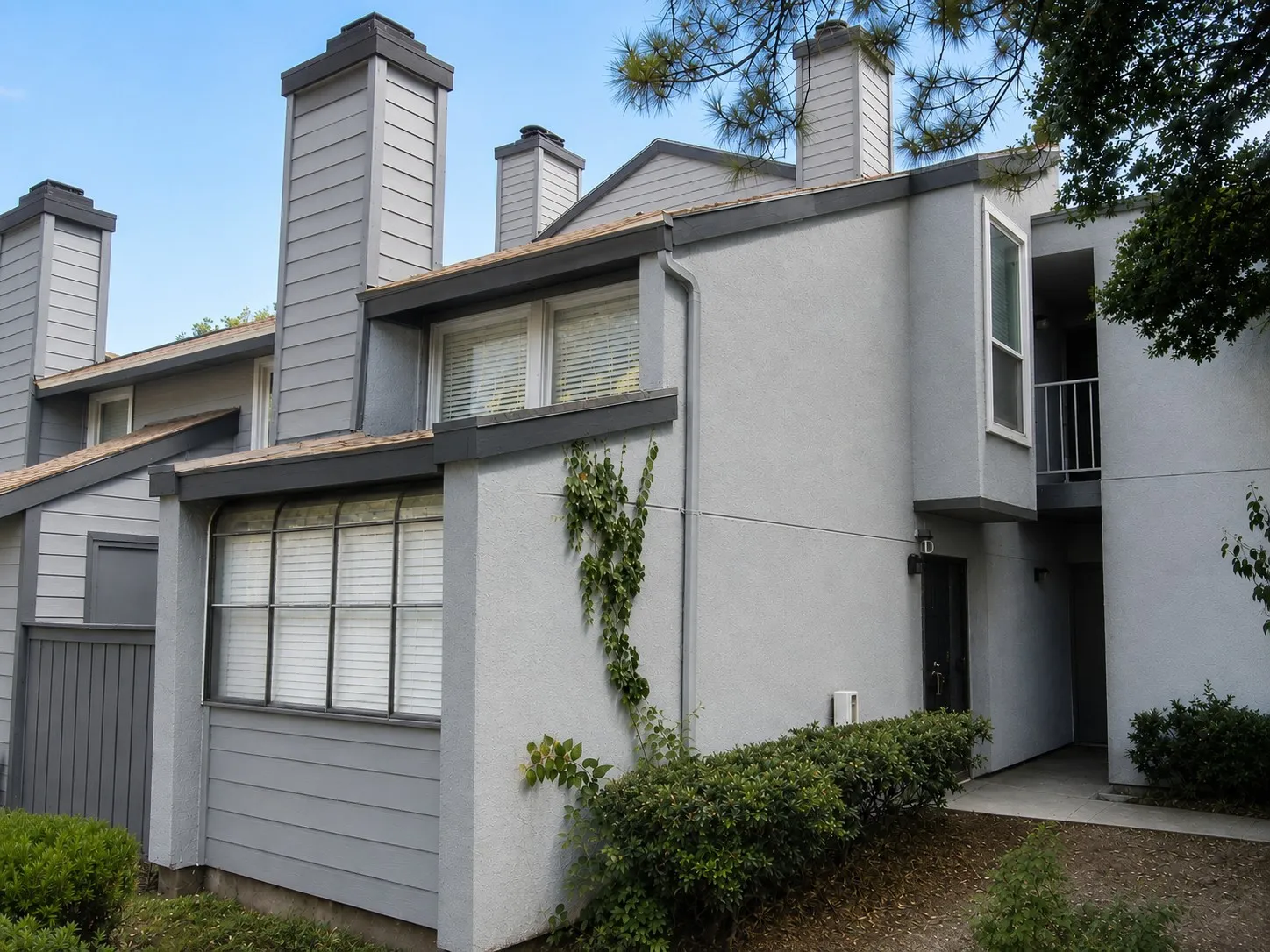 Condominium For Rent in Dallas County , 9696 Walnut Street 1212, Dallas, Texas 75243, 2 Bedroom, 1 Bathroom, Garage spaces, 730 Sqft, built in 1981, mls#21353533, Real Estate Agent in Dallas, Homes For Rent in Dallas county, Homes For Rent in Dallas, Realtor in Dallas Texas, Real Estate Brokerage Independent Realty Texas, Luminita Cordes Realtor