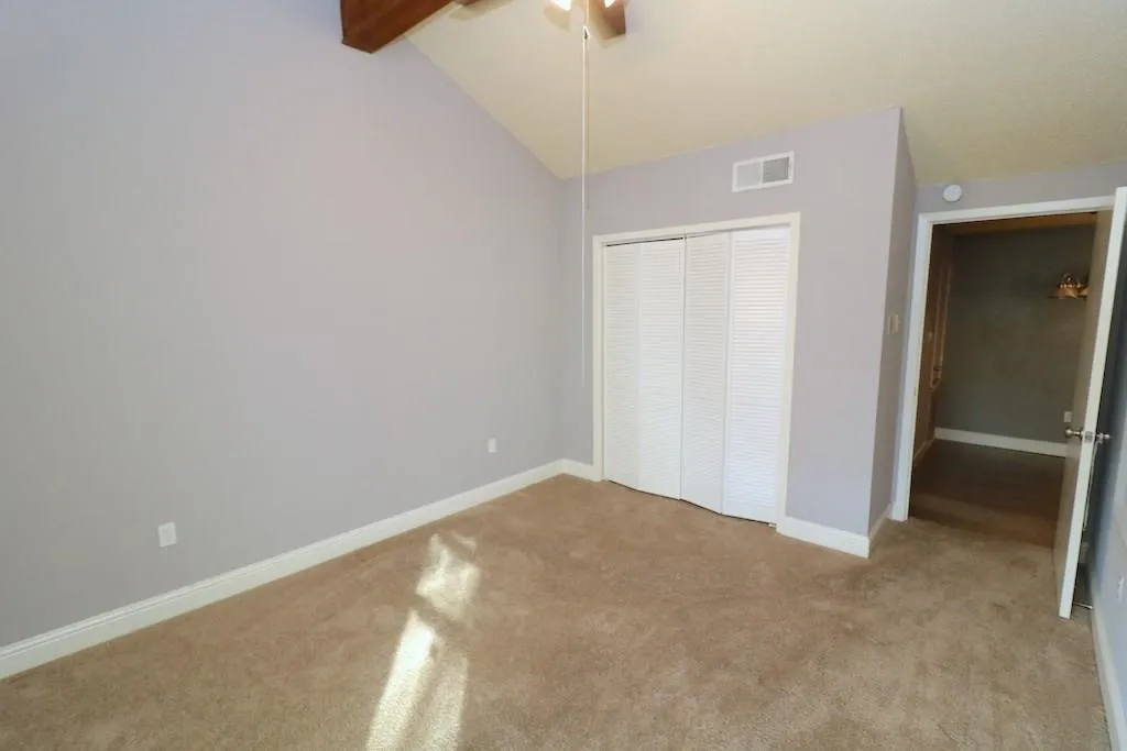 Condominium For Rent in Dallas County , 9696 Walnut Street 1212, Dallas, Texas 75243, 2 Bedroom, 1 Bathroom, Garage spaces, 730 Sqft, built in 1981, mls#21353533, Real Estate Agent in Dallas, Homes For Rent in Dallas county, Homes For Rent in Dallas, Realtor in Dallas Texas, Real Estate Brokerage Independent Realty Texas, Luminita Cordes Realtor