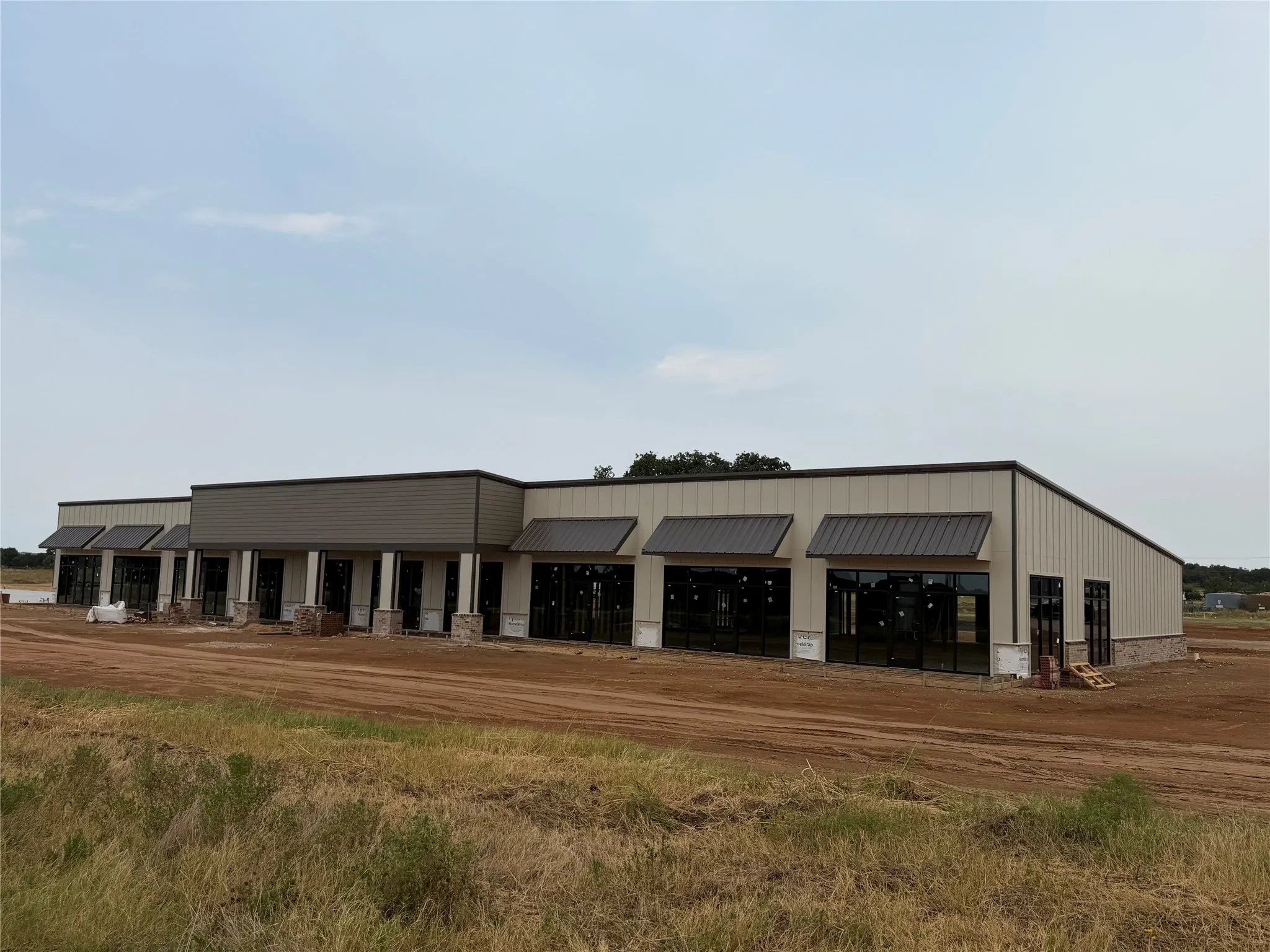 Retail For Rent in Parker County , 1001 Building 1 Industrial Court 207, Weatherford, Texas 76085, 0, 0, Garage spaces, 0 Sqft, built in 2026, mls#21366484, Real Estate Agent in Weatherford, Homes For Rent in Parker county, Homes For Rent in Weatherford, Realtor in Weatherford Texas, Real Estate Brokerage Independent Realty Texas, Luminita Cordes Realtor