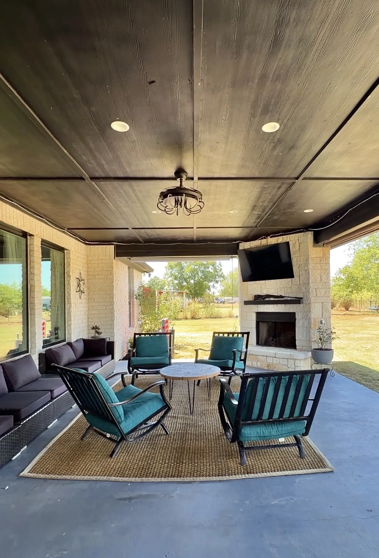 Single Family Residence For Sale in Kaufman County , 5580 Fair Road, Kaufman, Texas 75142, 4 Bedroom, 2 Bathroom, 3 Garage spaces, 2,583 Sqft, built in 2022, mls#21369223, Real Estate Agent in Kaufman, Homes For Sale in Kaufman county, Homes For Sale in Kaufman, Realtor in Kaufman Texas, Real Estate Brokerage Independent Realty Texas, Luminita Cordes Realtor