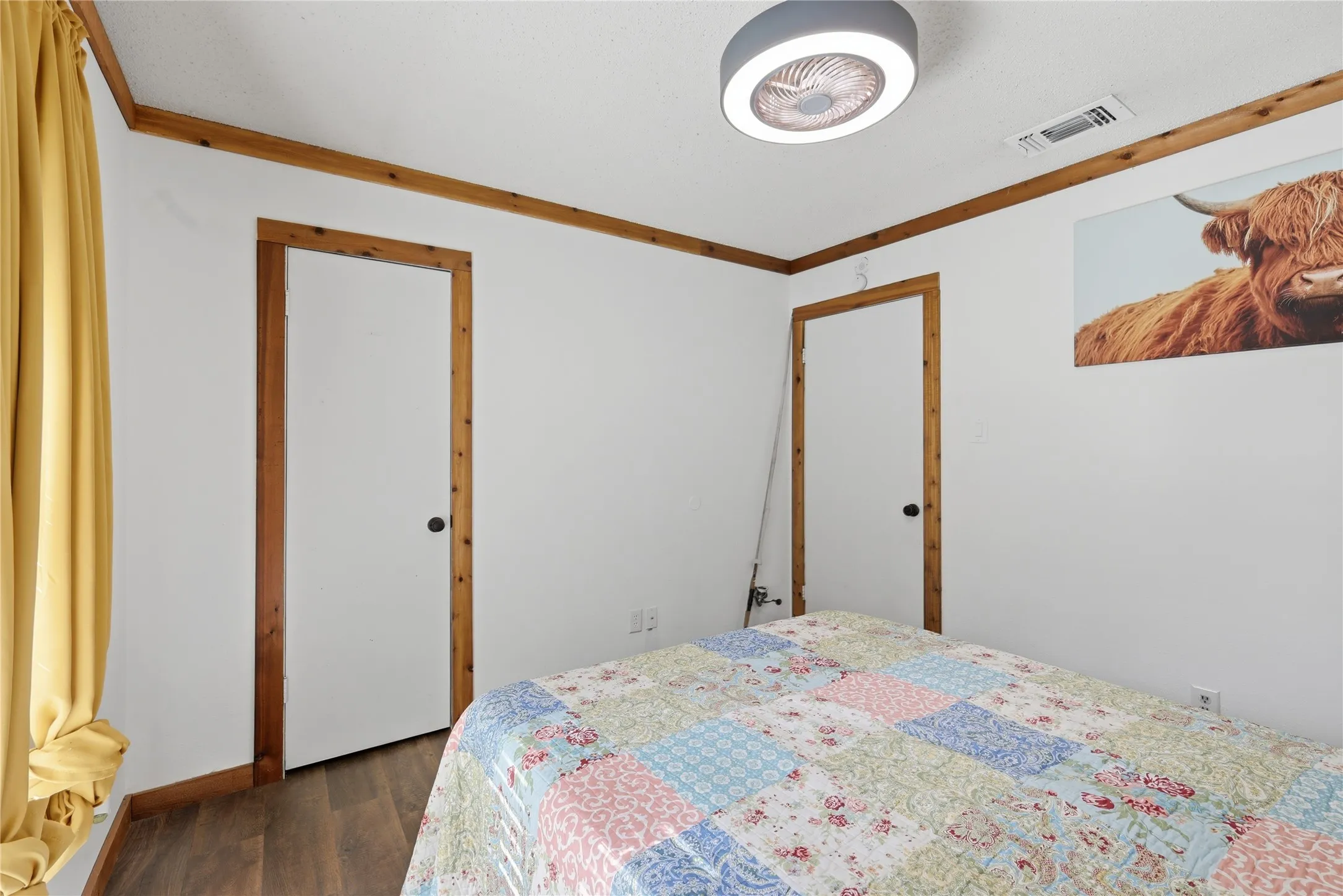 Single Family Residence For Sale in Hunt County , 3016 Arapaho Road, Commerce, Texas 75428, 3 Bedroom, 2 Bathroom, 2 Garage spaces, 1,800 Sqft, built in 1973, mls#21367561, Real Estate Agent in Commerce, Homes For Sale in Hunt county, Homes For Sale in Commerce, Realtor in Commerce Texas, Real Estate Brokerage Independent Realty Texas, Luminita Cordes Realtor