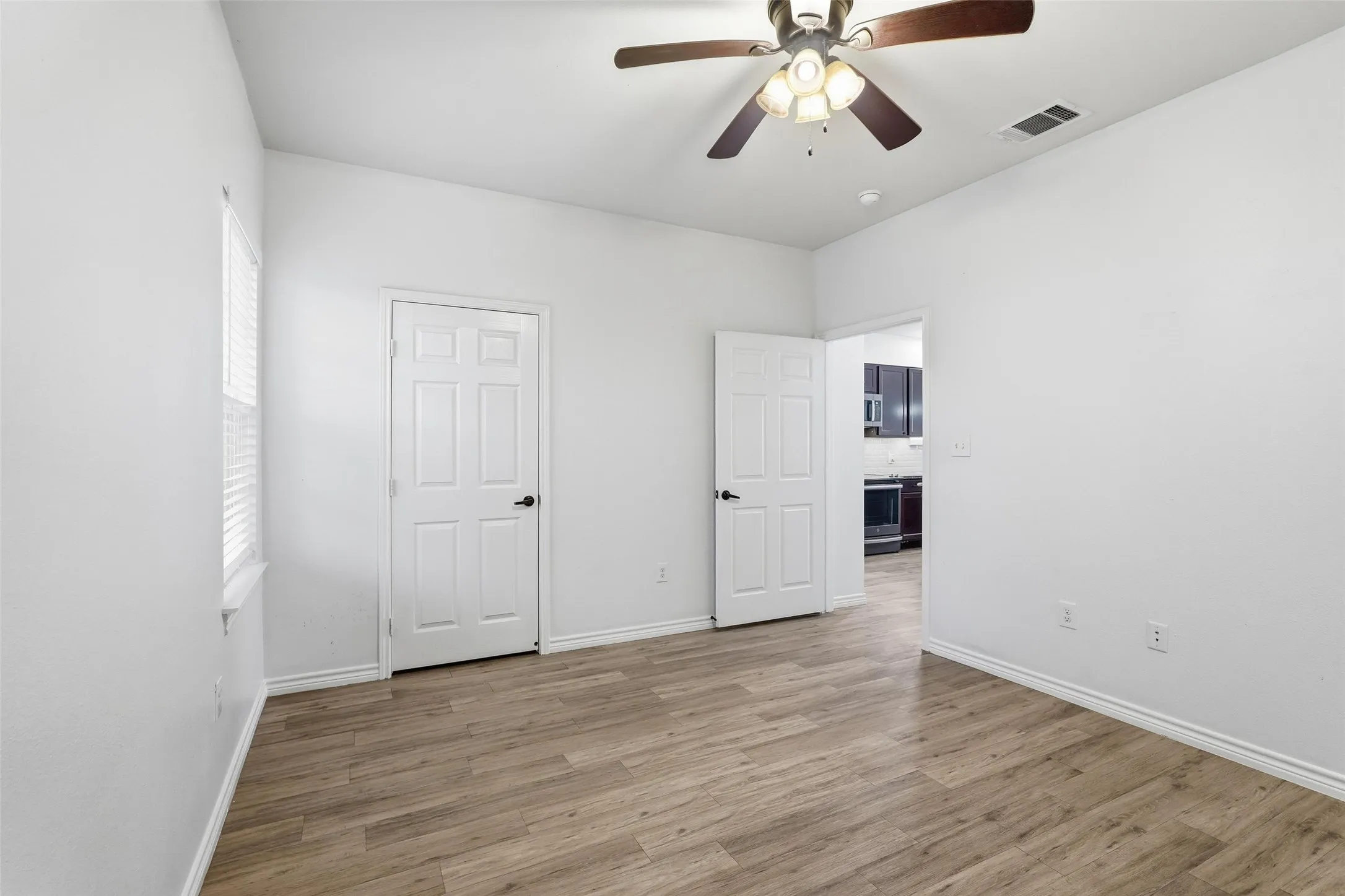 Single Family Residence For Sale in Rockwall County , 124 Chris Drive, Rockwall, Texas 75032, 4 Bedroom, 2 Bathroom, Garage spaces, 1,484 Sqft, built in 2019, mls#21370024, Real Estate Agent in Rockwall, Homes For Sale in Rockwall county, Homes For Sale in Rockwall, Realtor in Rockwall Texas, Real Estate Brokerage Independent Realty Texas, Luminita Cordes Realtor