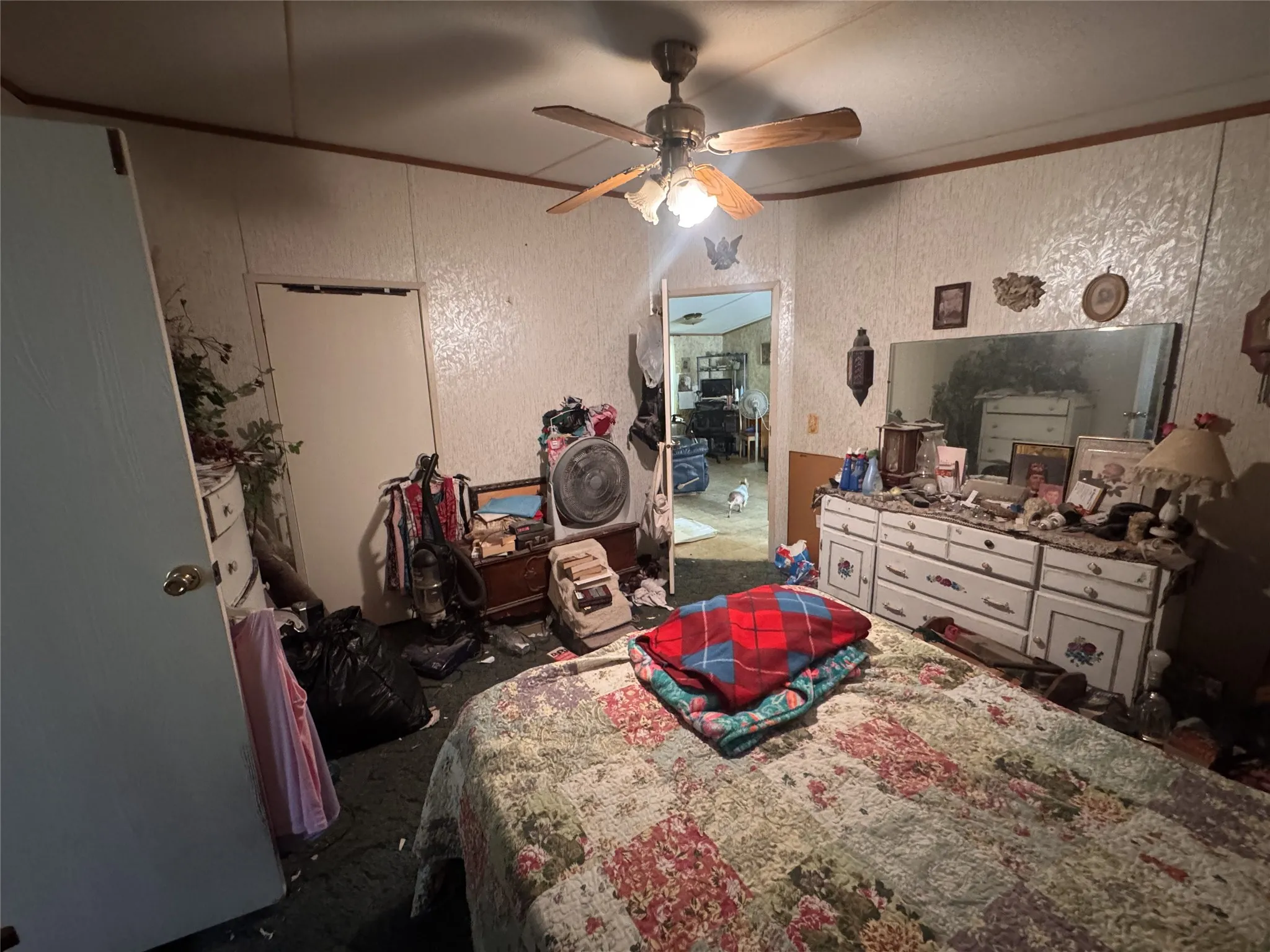 Mobile Home For Sale in Hood County , 8008 Scenic Ridge Court, Cresson, Texas 76035, 3 Bedroom, 2 Bathroom, Garage spaces, 1,296 Sqft, built in 1998, mls#21370010, Real Estate Agent in Cresson, Homes For Sale in Hood county, Homes For Sale in Cresson, Realtor in Cresson Texas, Real Estate Brokerage Independent Realty Texas, Luminita Cordes Realtor