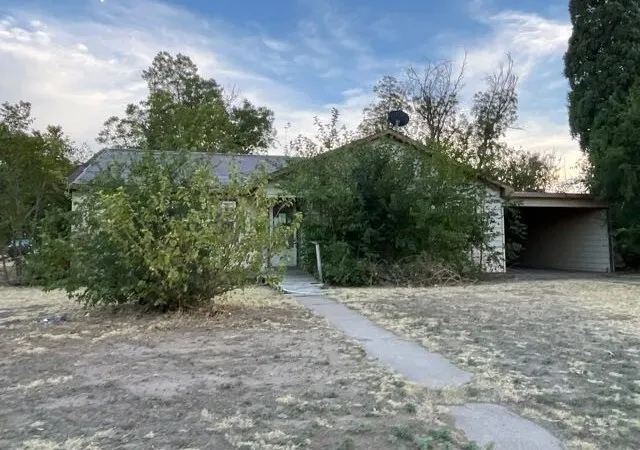 Single Family Residence For Sale in Knox County , 805 Main, Knox City, Texas 79528, 3 Bedroom, 1 Bathroom, Garage spaces, 1,284 Sqft, built in 1950, mls#21370038, Real Estate Agent in Knox City, Homes For Sale in Knox county, Homes For Sale in Knox City, Realtor in Knox City Texas, Real Estate Brokerage Independent Realty Texas, Luminita Cordes Realtor