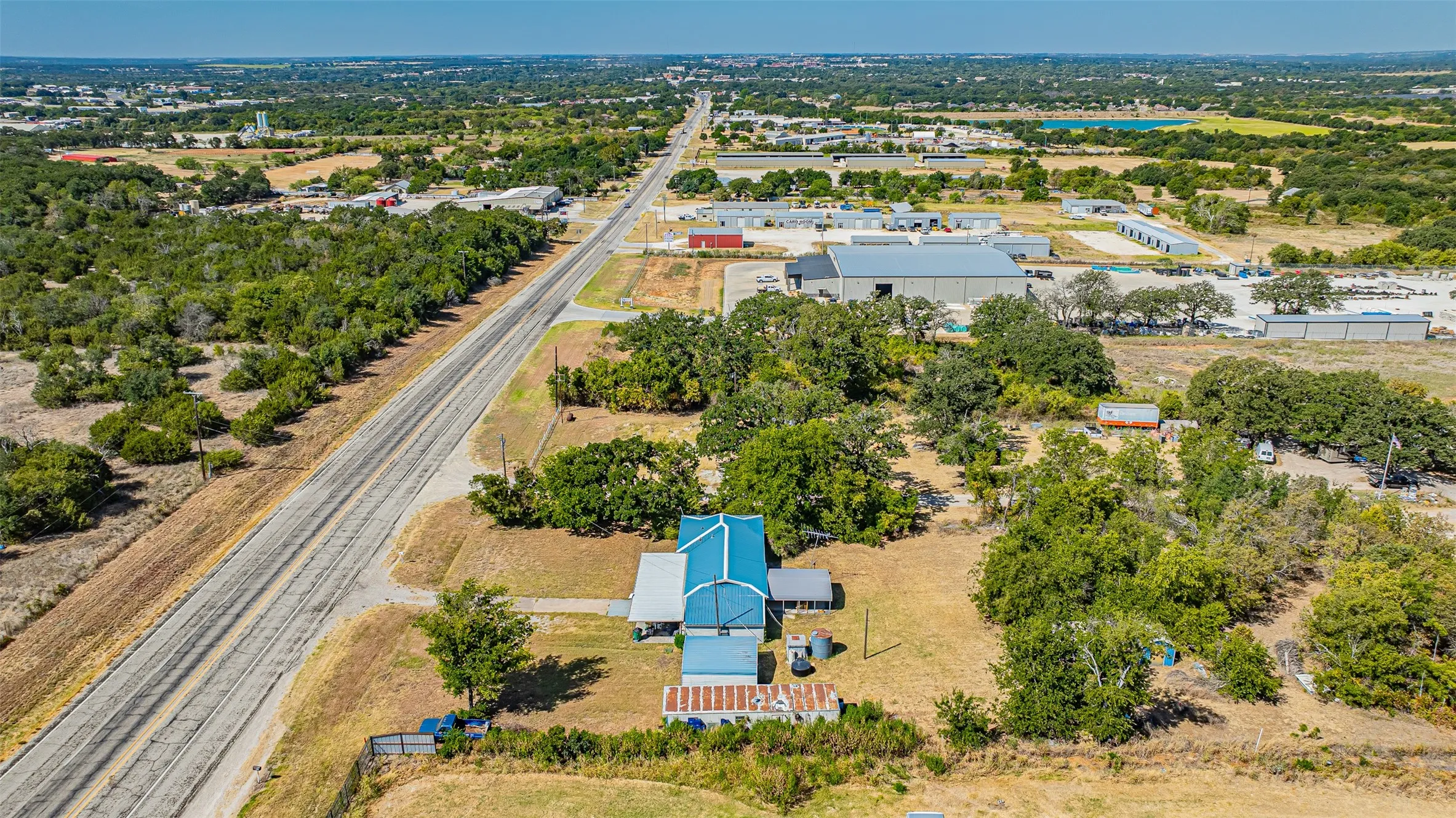 Single Family Residence For Sale in Erath County , 3227 E Washington Street, Stephenville, Texas 76401, 3 Bedroom, 1 Bathroom, Garage spaces, 1,812 Sqft, built in 1961, mls#21369996, Real Estate Agent in Stephenville, Homes For Sale in Erath county, Homes For Sale in Stephenville, Realtor in Stephenville Texas, Real Estate Brokerage Independent Realty Texas, Luminita Cordes Realtor