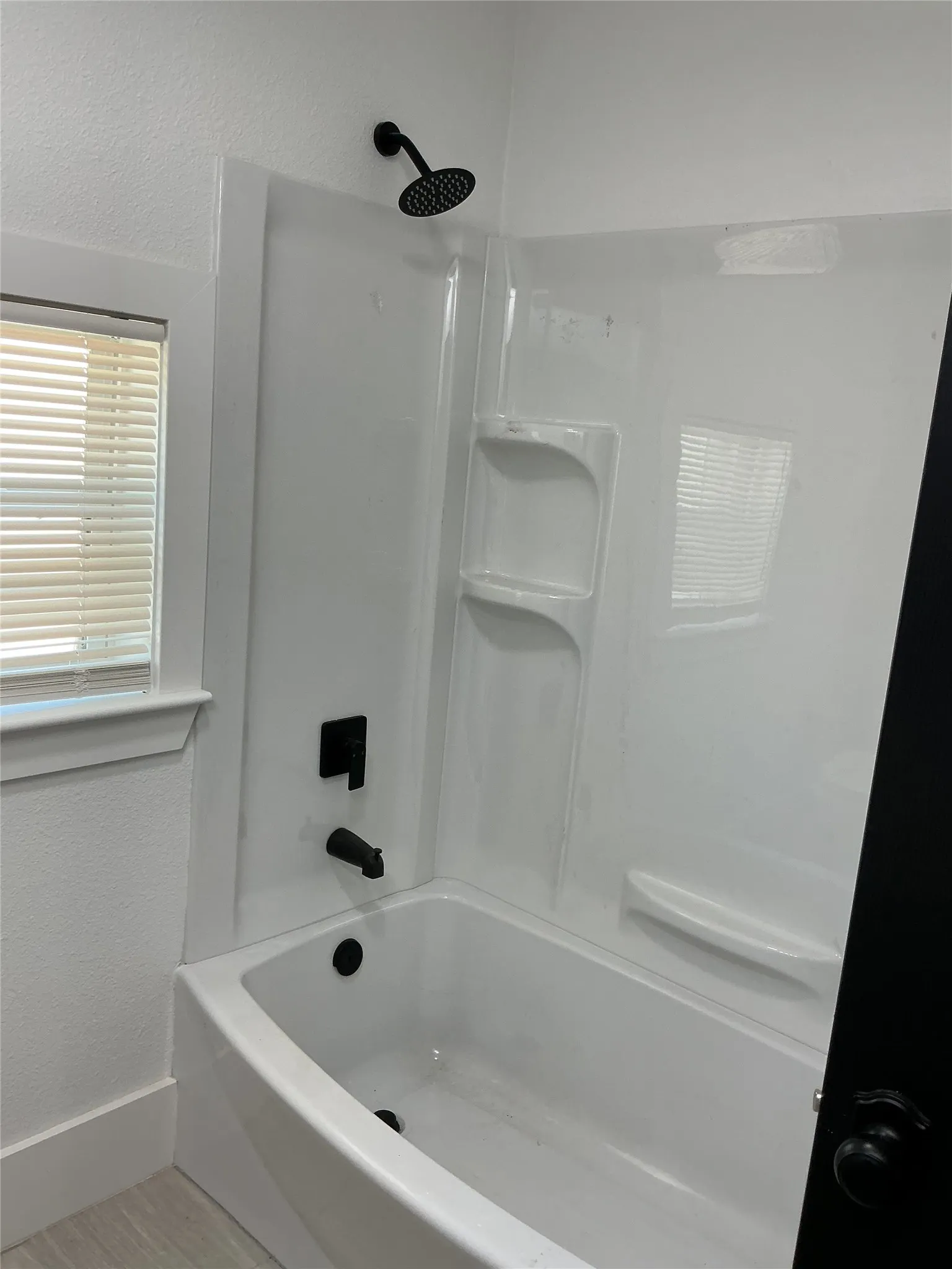 Single Family Residence For Rent in Dallas County , 3831 Bernal Drive, Dallas, Texas 75212, 4 Bedroom, 2 Bathroom, Garage spaces, 1,600 Sqft, built in 1935, mls#21370043, Real Estate Agent in Dallas, Homes For Rent in Dallas county, Homes For Rent in Dallas, Realtor in Dallas Texas, Real Estate Brokerage Independent Realty Texas, Luminita Cordes Realtor
